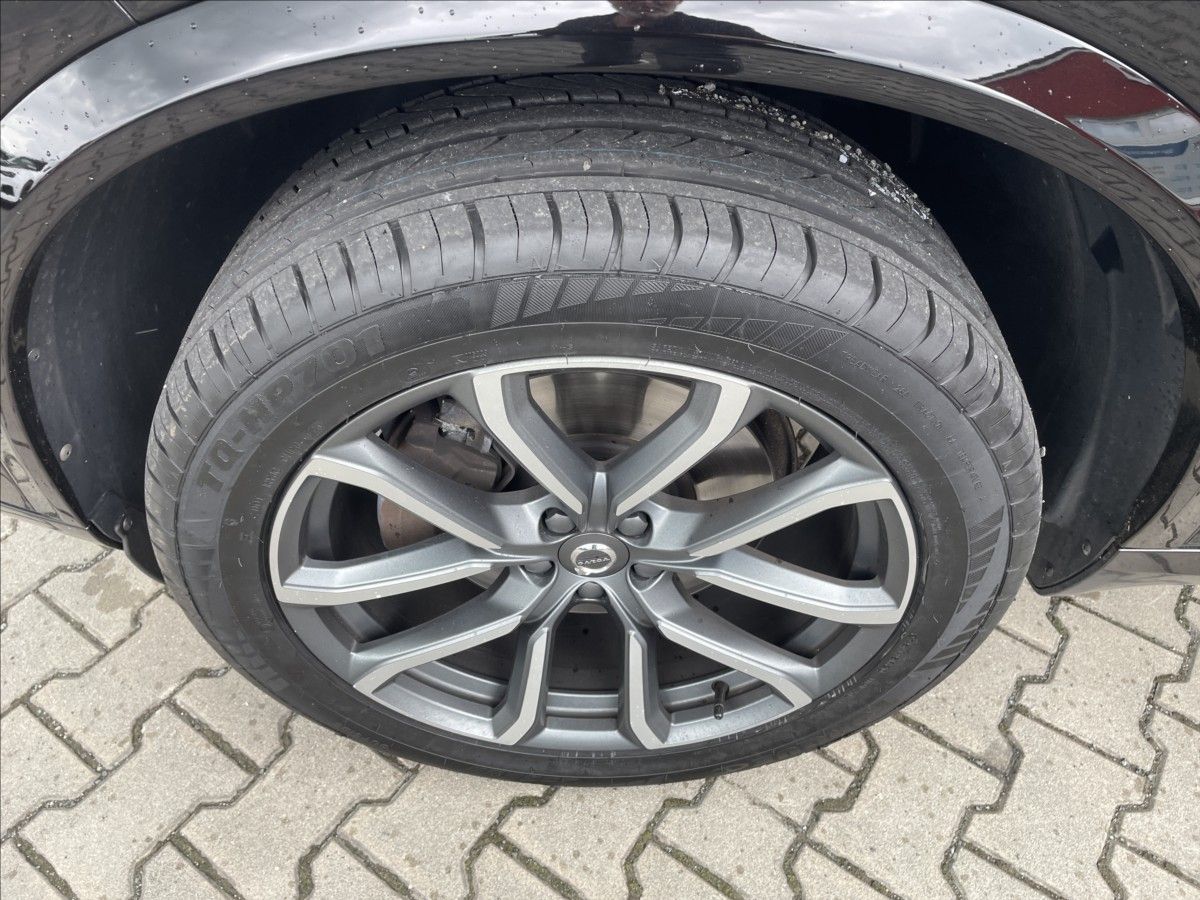 Volvo XC90, 2,0 D B5 AT MATRiX PANORAMA NA - fotka 5