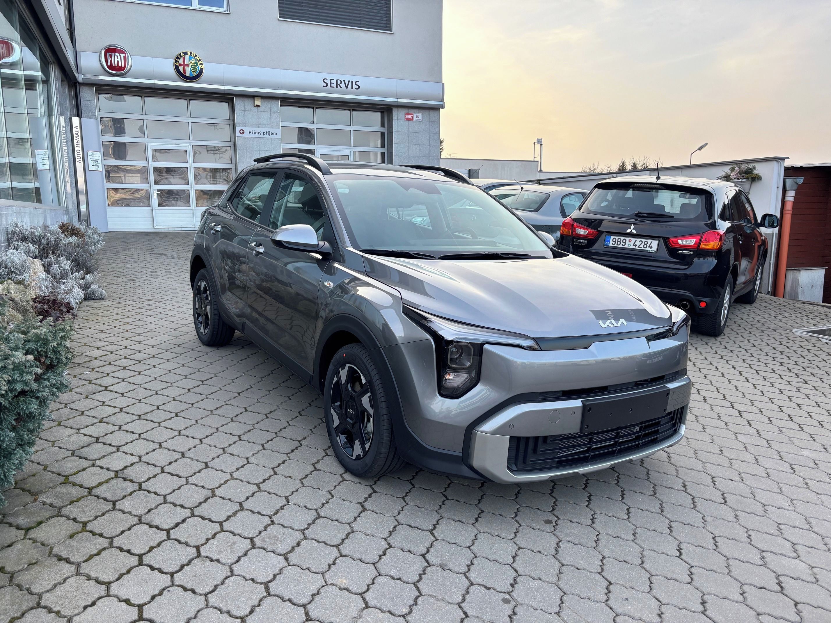 Kia Stonic, 1,0 74 kW SPIN - fotka 2