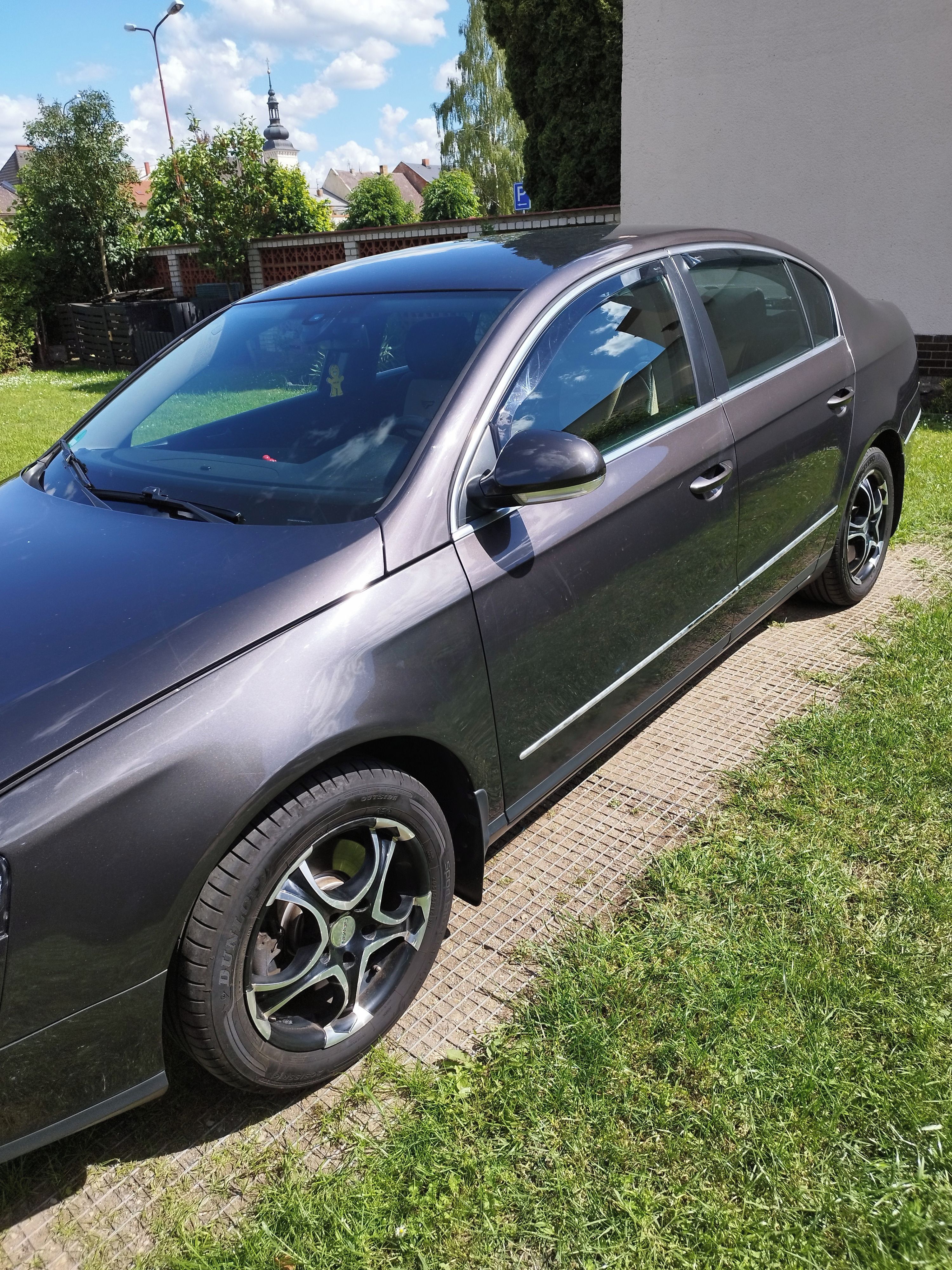 Volkswagen Passat, 1.6 FSI ,nová STK - fotka 2