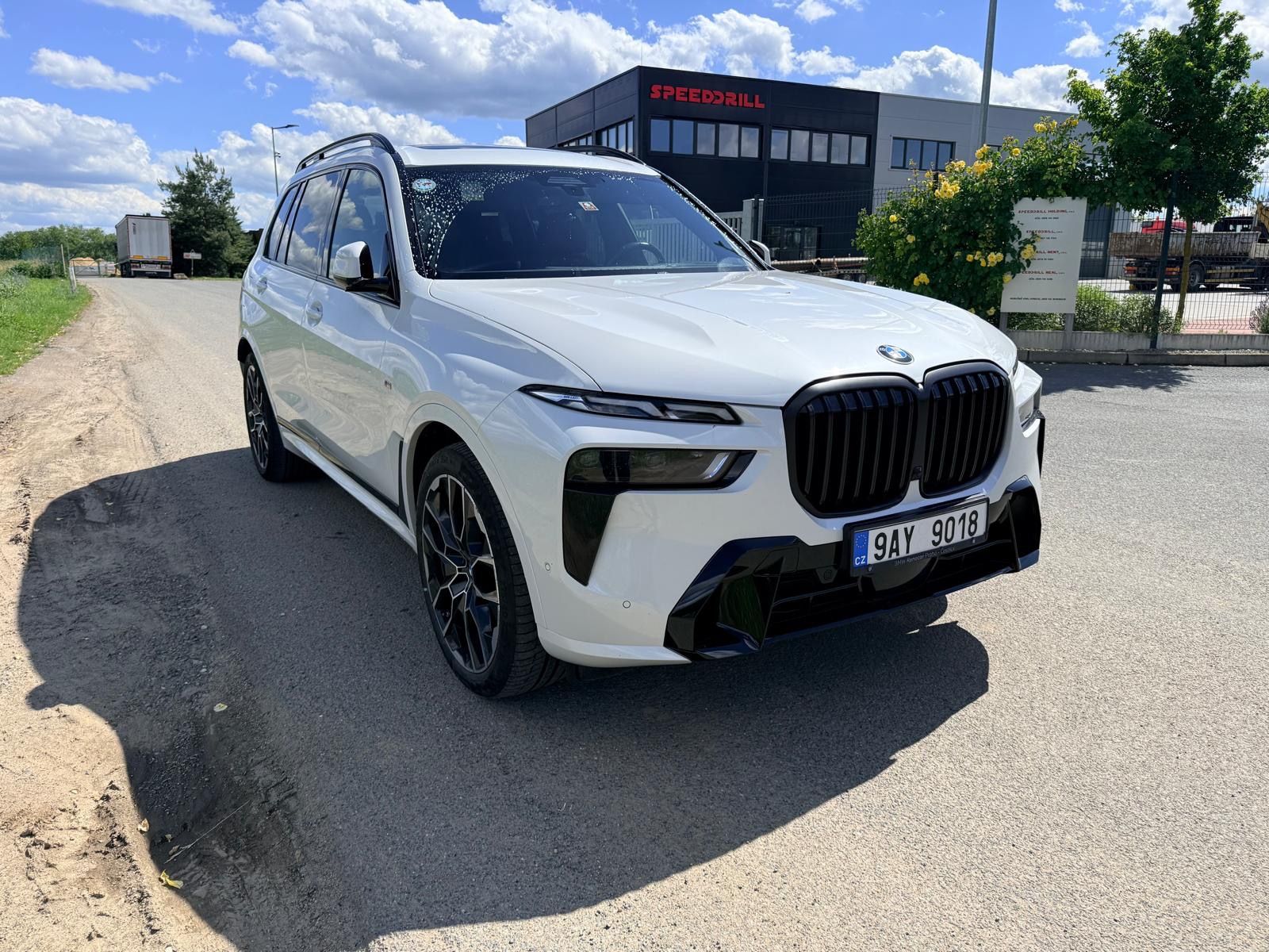 BMW X7, XDRIVE 40D M-paket Tažné 1maj - fotka 3