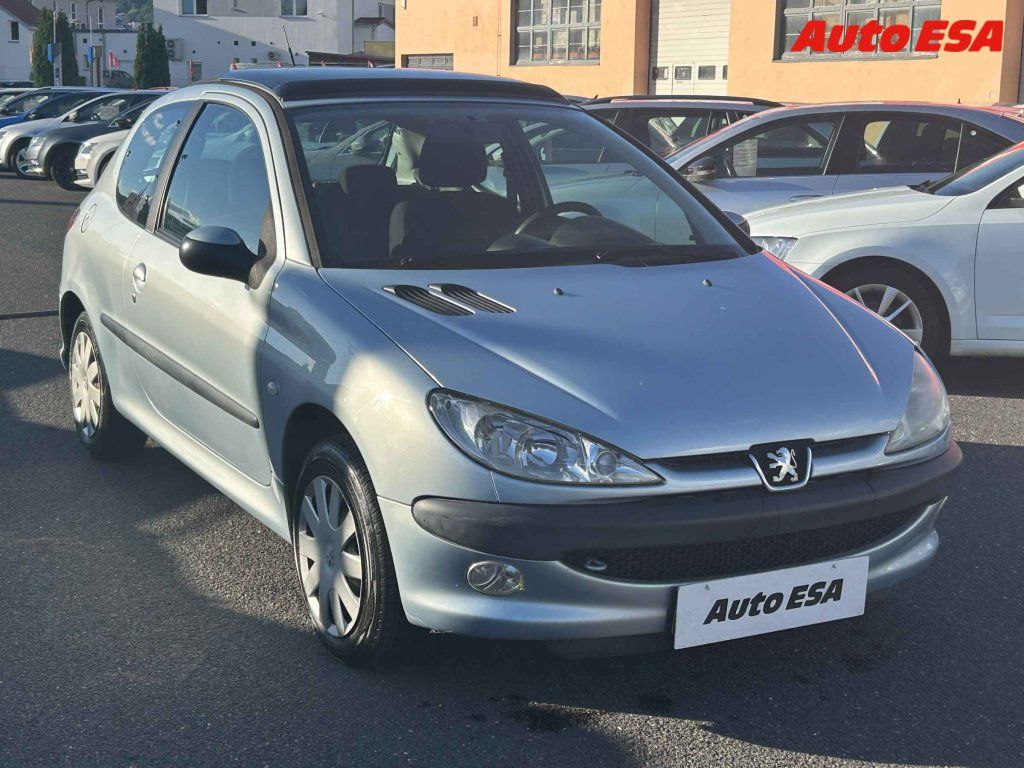 Peugeot 206, 1.1i