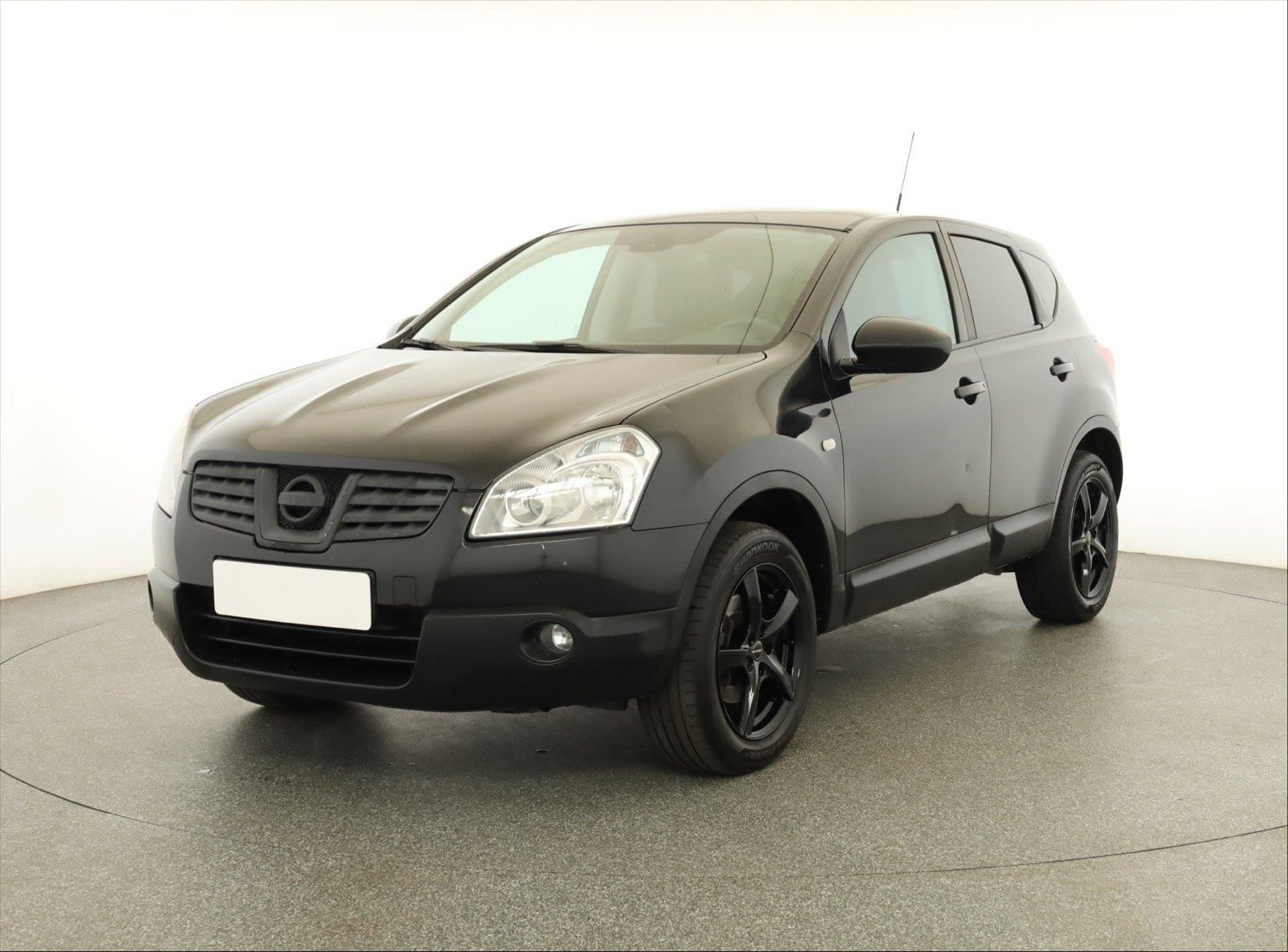 Nissan Qashqai, 1.6, Tažné, Automatická klima - fotka 2