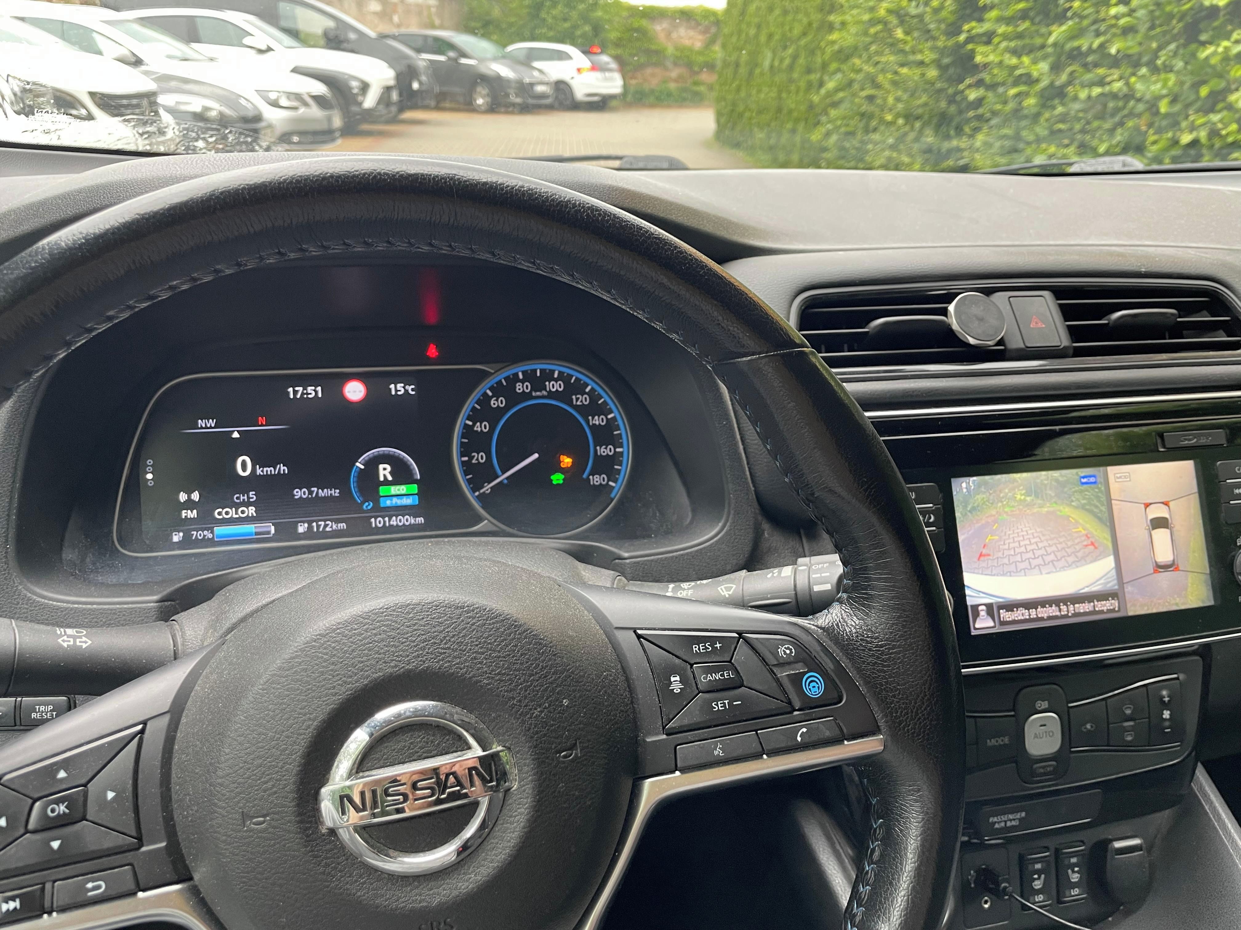 Nissan LEAF, 40 kWh - fotka 2