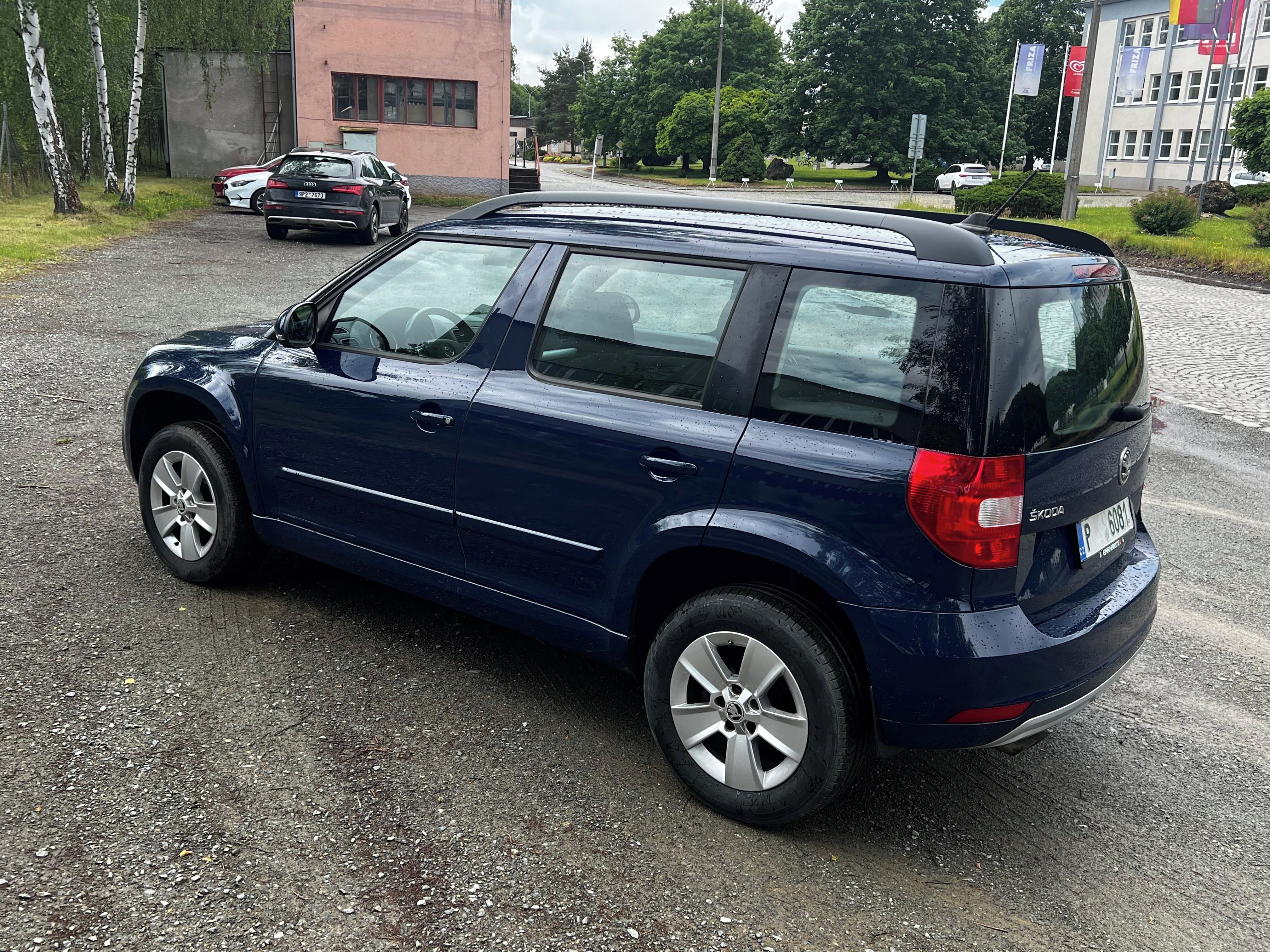 Škoda Yeti, ALU PDC TEMPOMAT 2 SADY KOL - fotka 4