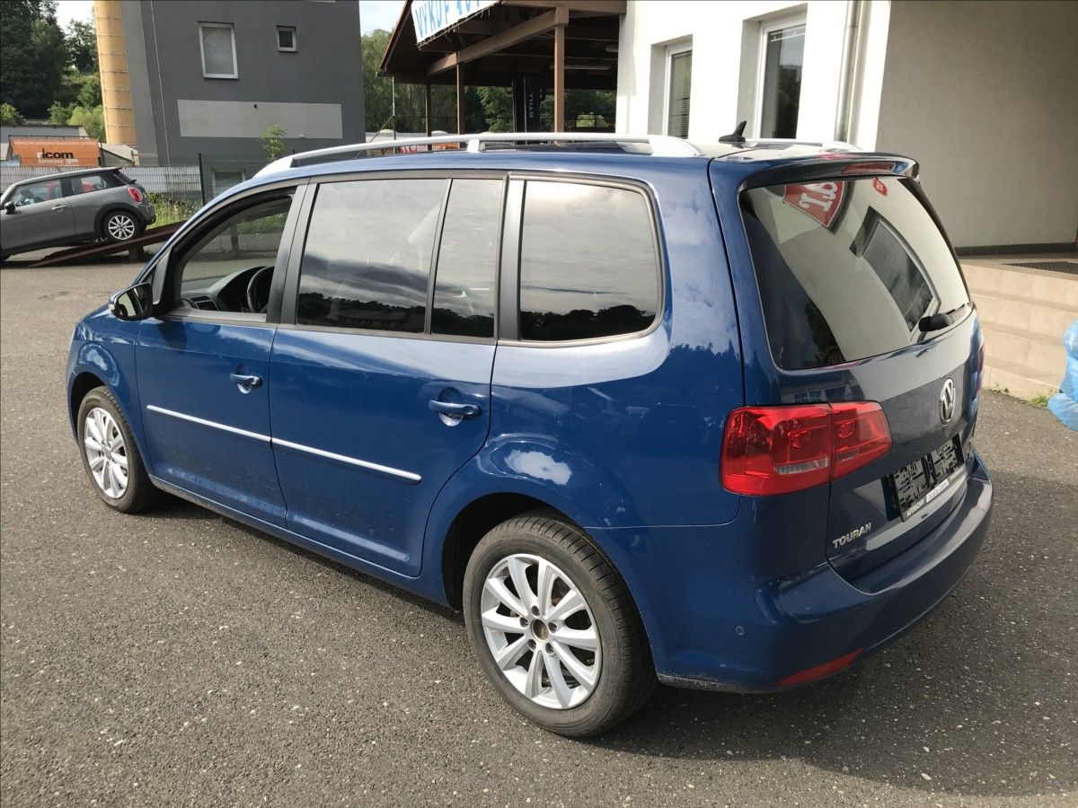 Volkswagen Touran, 1,6 TDi 77kW 6MT 7míst! - fotka 5