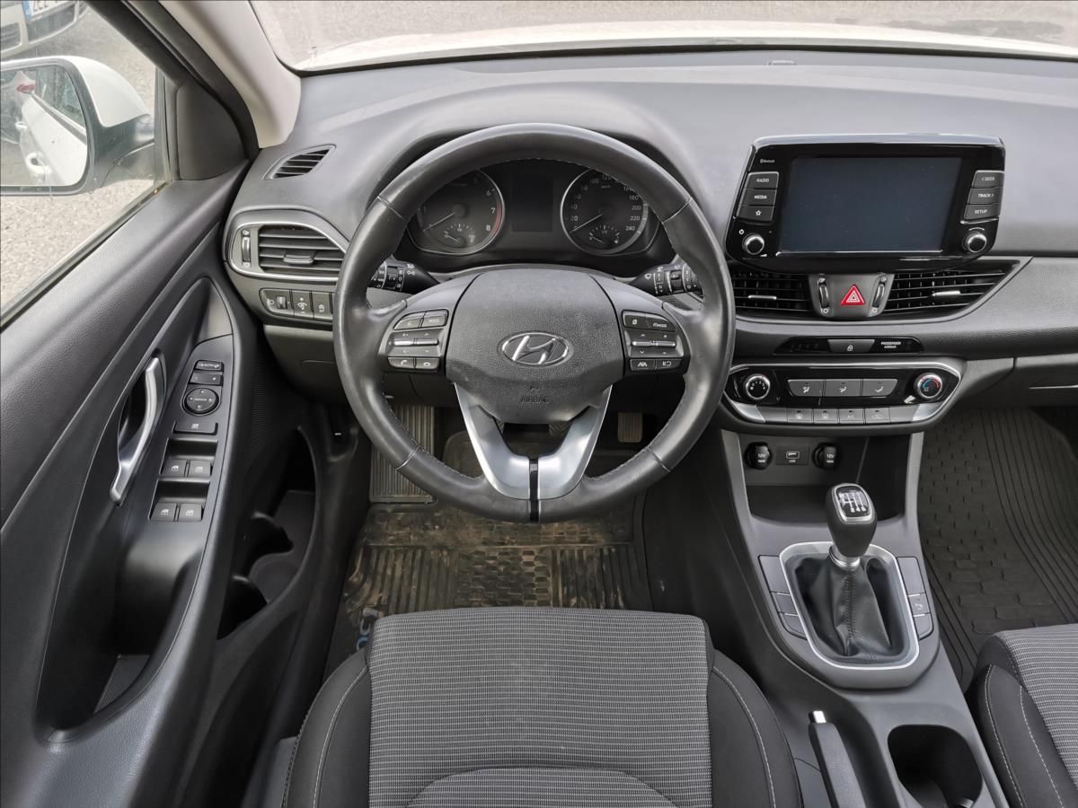 Hyundai i30, 1,0 T-GDI Comfort kombi - fotka 6