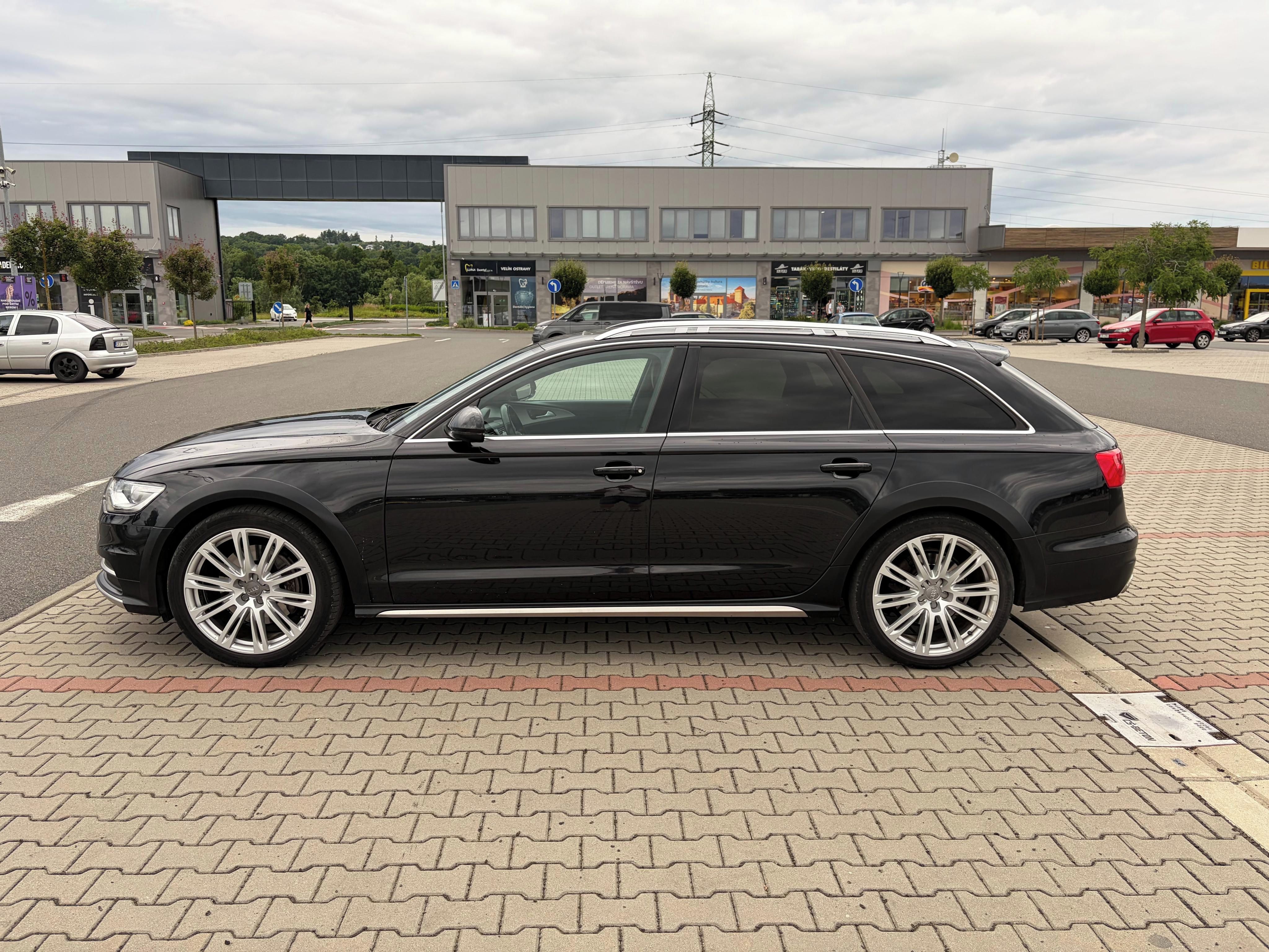Audi A6 allroad, 3.0 TDi 230kw 4x4 TZ serviska - fotka 6