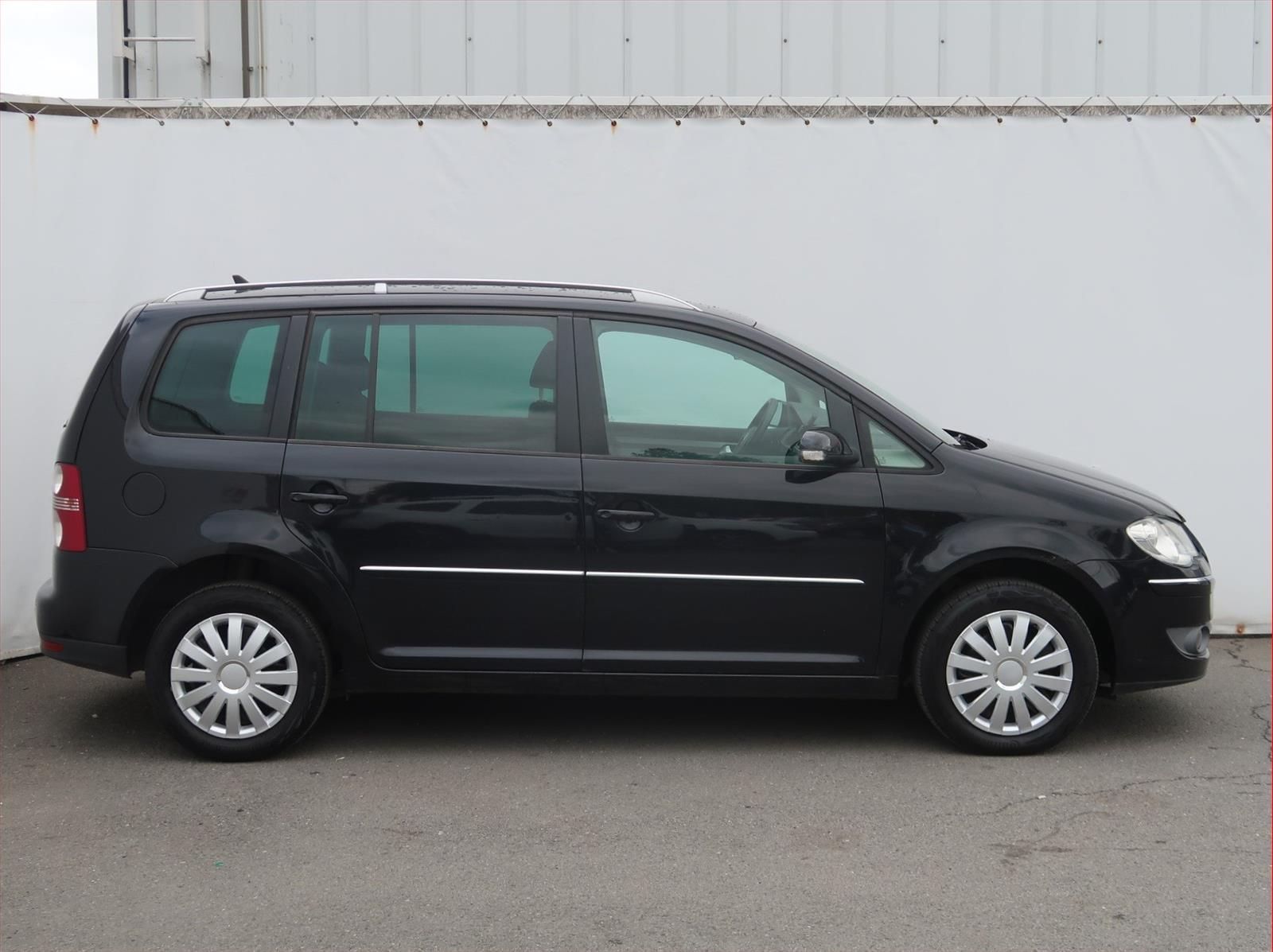 Volkswagen Touran, 2.0 TDI, Comfortline - fotka 6