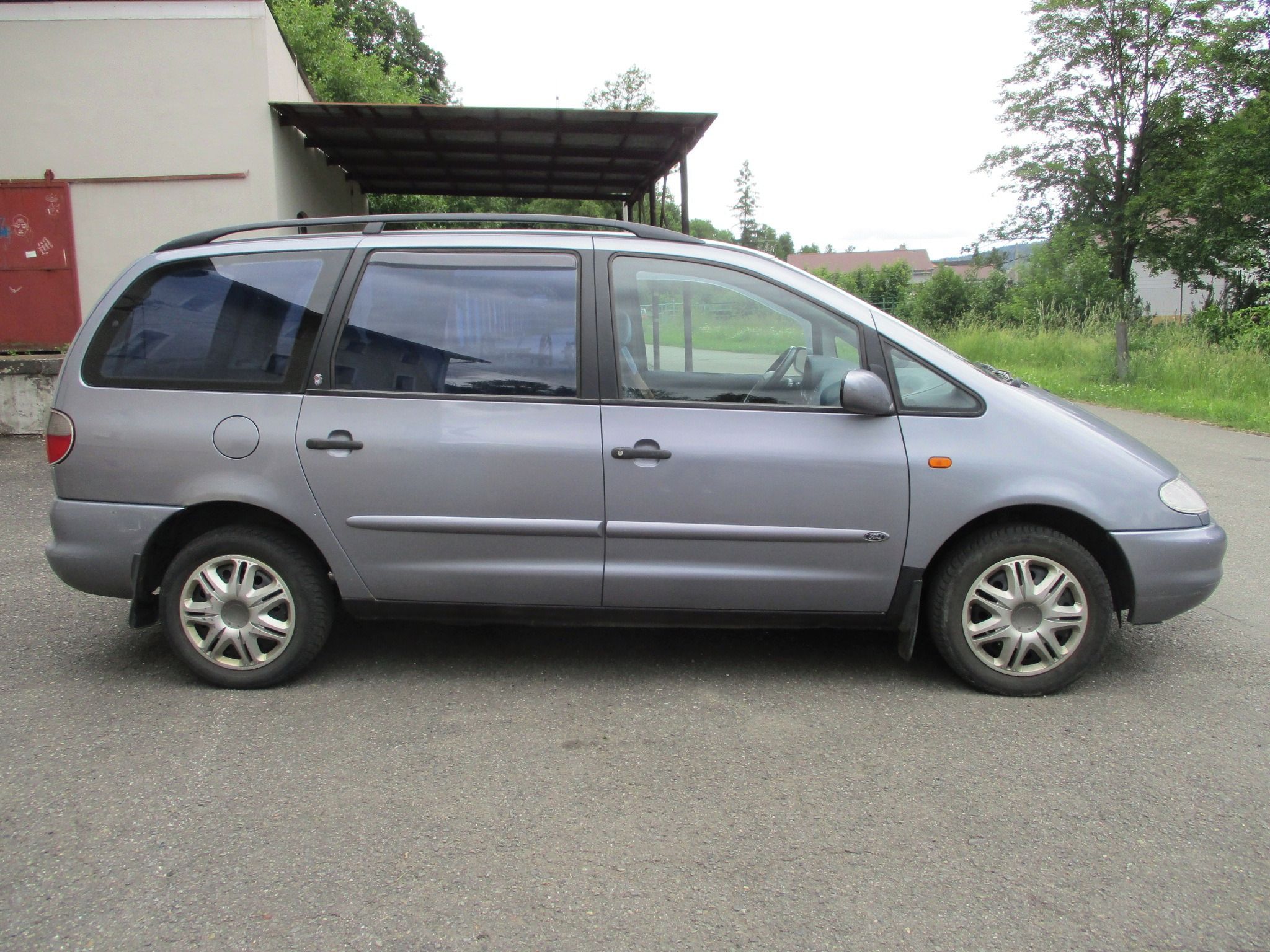 Ford Galaxy, 1.9 TDi, 7 míst - nové STK - fotka 6