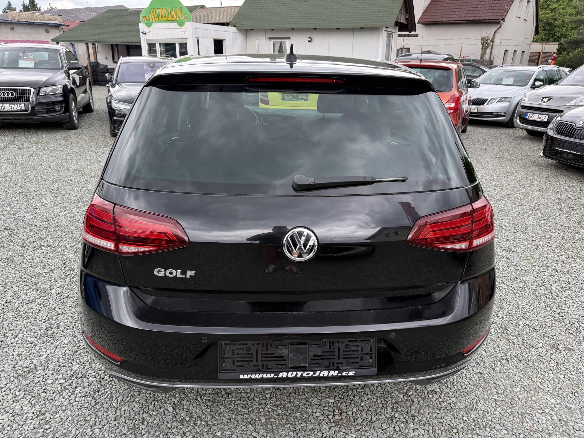 Volkswagen Golf, 1.5 TSI DSG IQ DRIVE WEBASTO - fotka 5