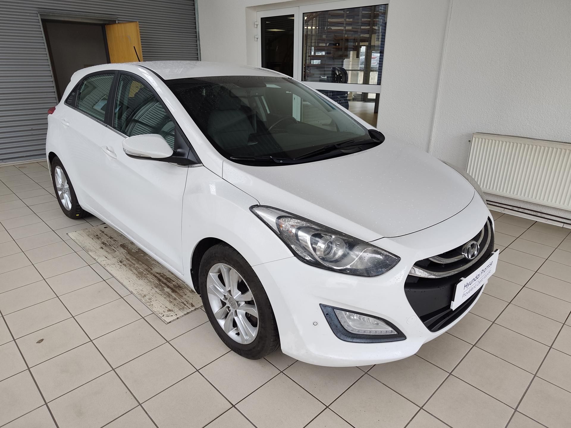 Hyundai i30, 1.6i 88kW, AUTOMAT, ČR - fotka 5
