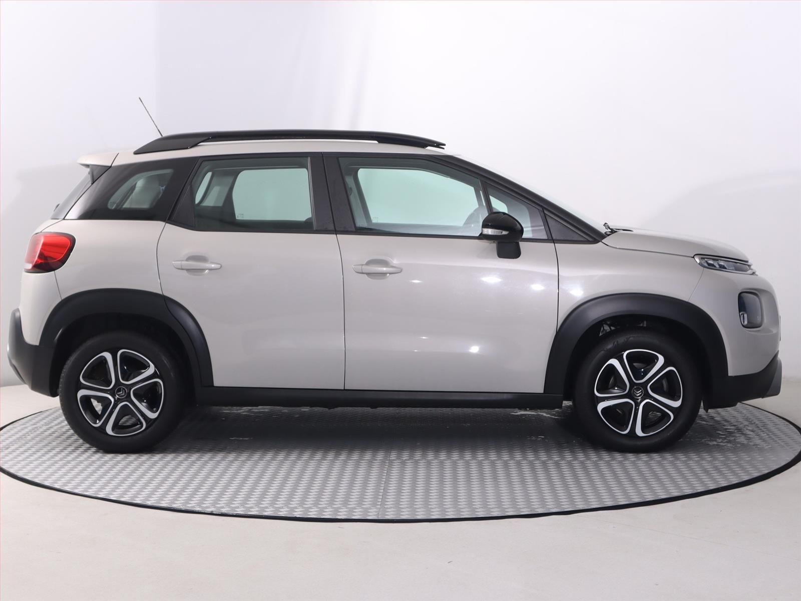 Citroën C3 Aircross, 1.2 PureTech, Serv.kniha - fotka 6