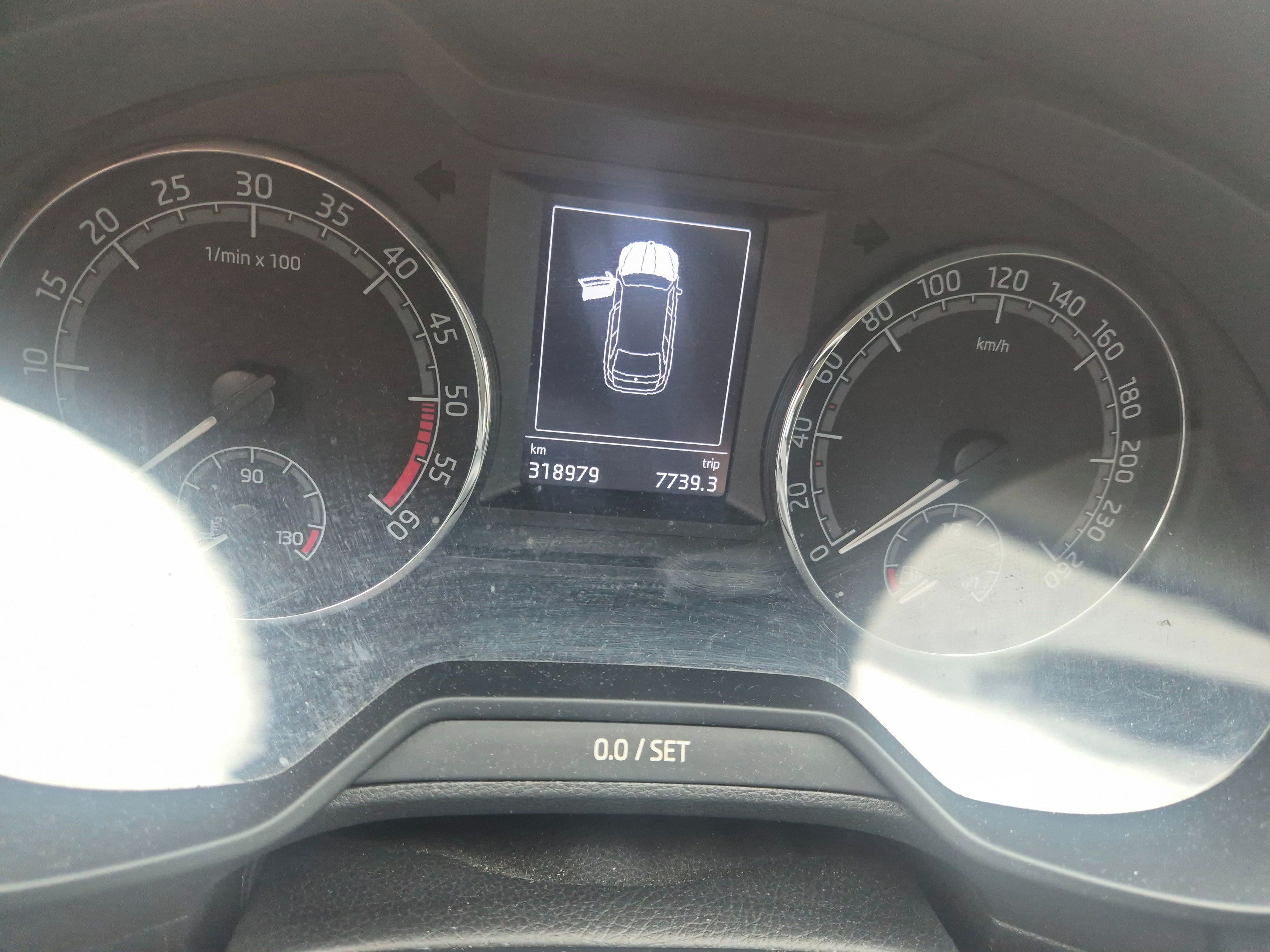 Škoda Octavia, Octavia 1.6 tdi - fotka 6