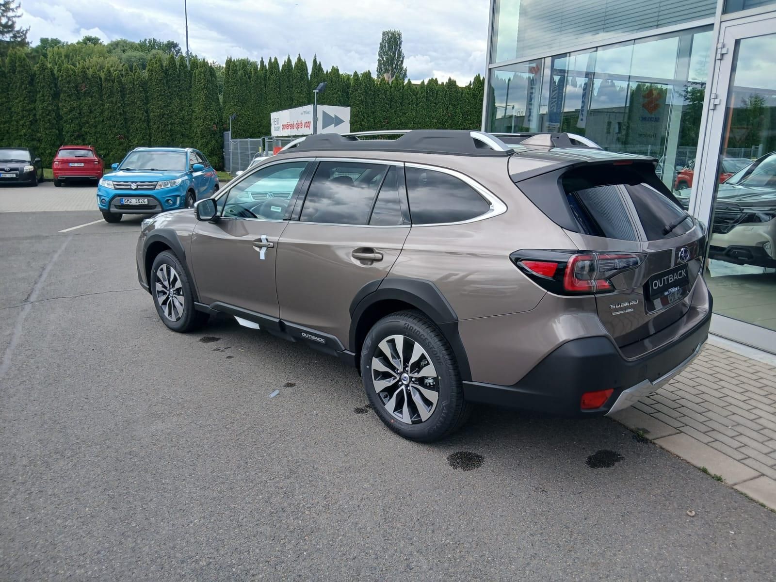 Subaru Outback, 2.5i-S TOURING  *NOVINKA* - fotka 4