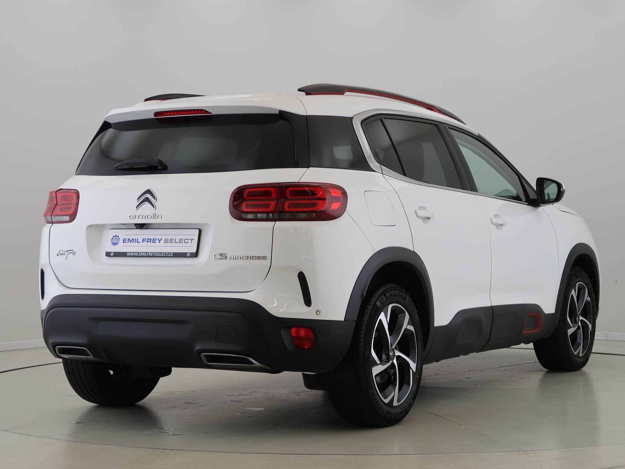 Citroën C5 Aircross, 1.6PureTech,133kW,AT8,CZ,SHINE - fotka 5