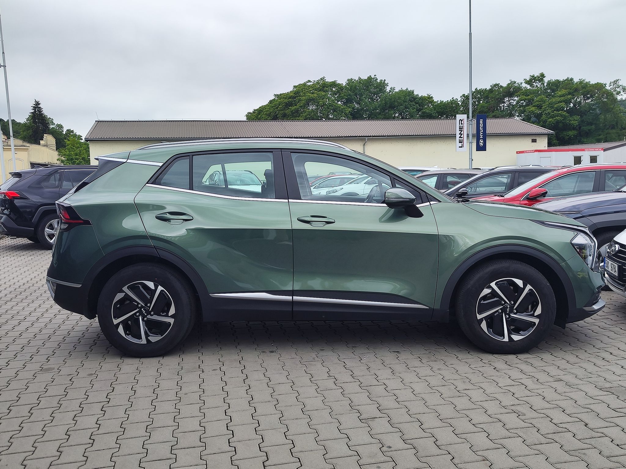 Kia Sportage, 1.6 T-GDi/118kW Exclusive DCT - fotka 4