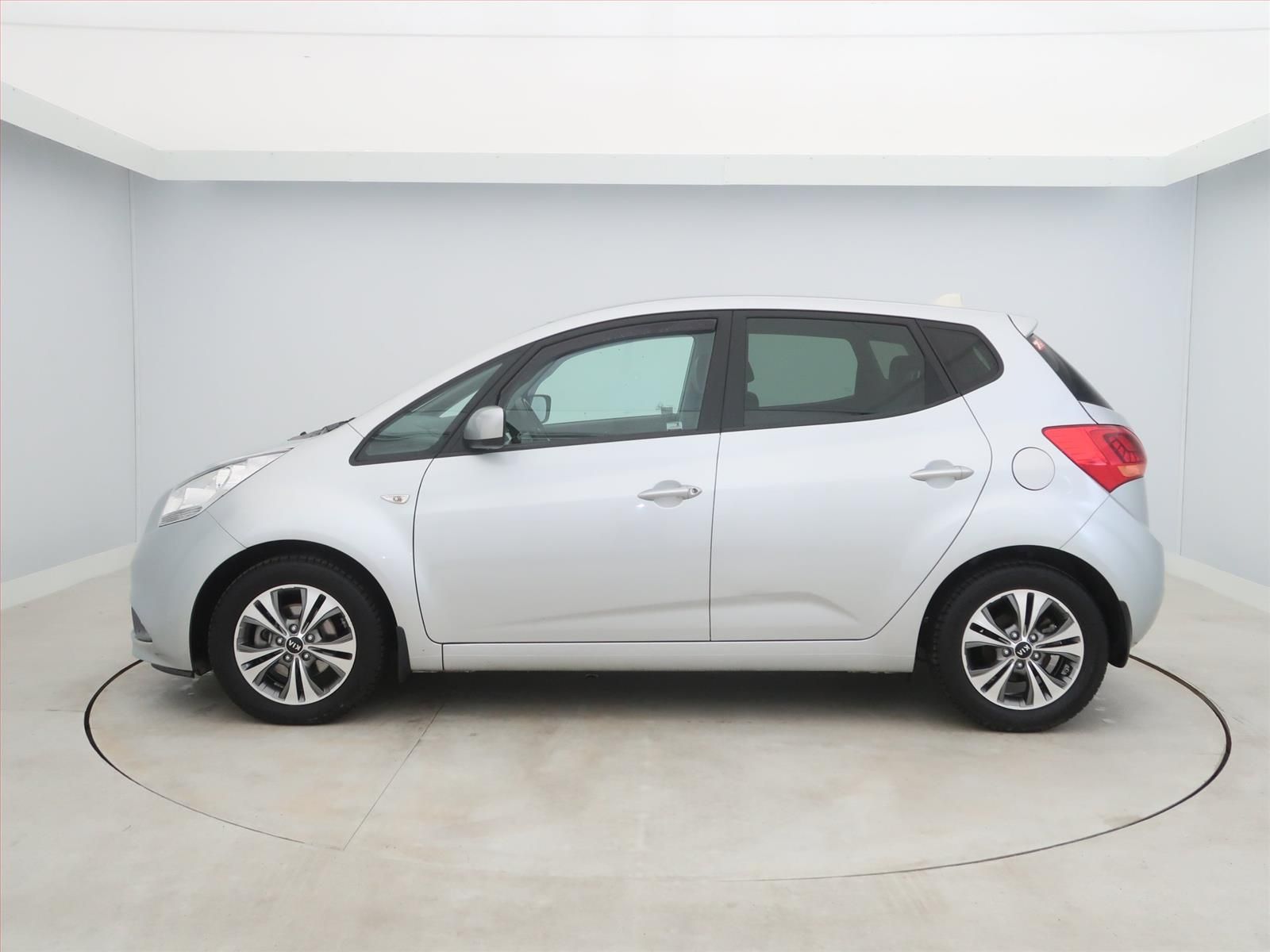 Kia Venga, 1.4 CVVT, Serv.kniha, Kůže - fotka 3