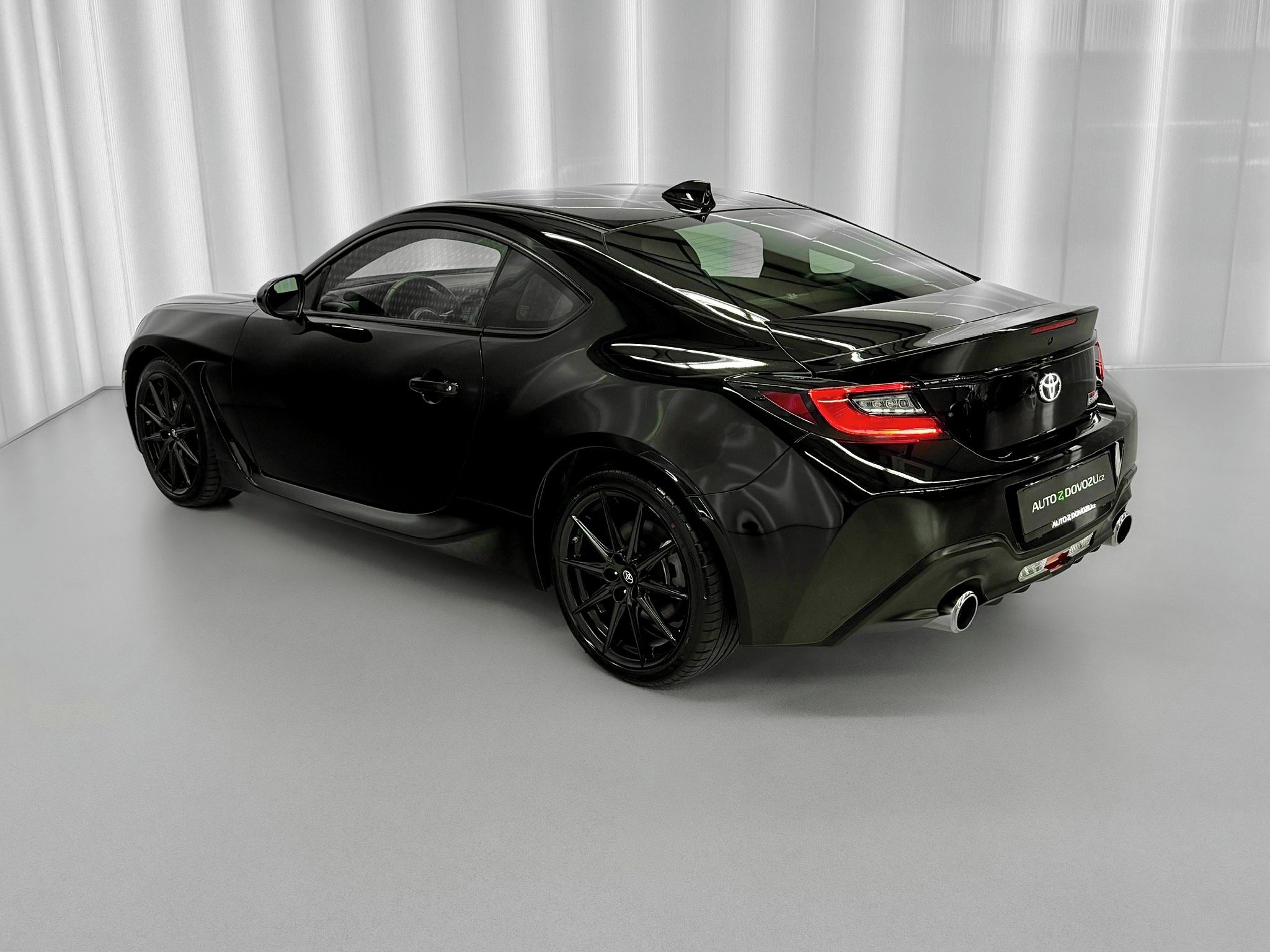 Toyota GR86, 2.4L 172 KW 6MT EXECUTIVE, LSD - fotka 5