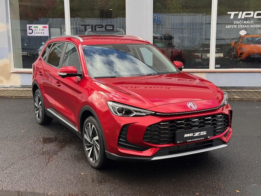 MG ZS, 1,5l Hybrid + (197k) Exclusive - fotka 2
