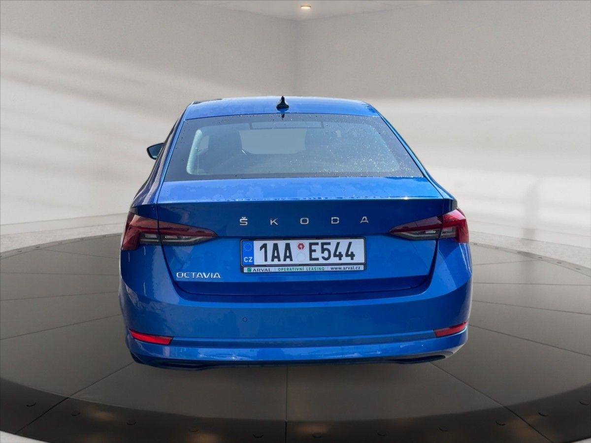 Škoda Octavia, 2,0 TDI 85 Style - fotka 5