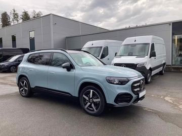 250+ AMG Pano 360 Tažné ACC