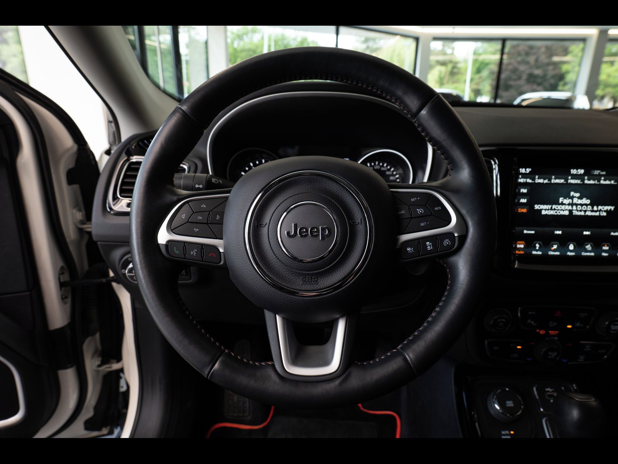 Jeep Compass - fotka 6