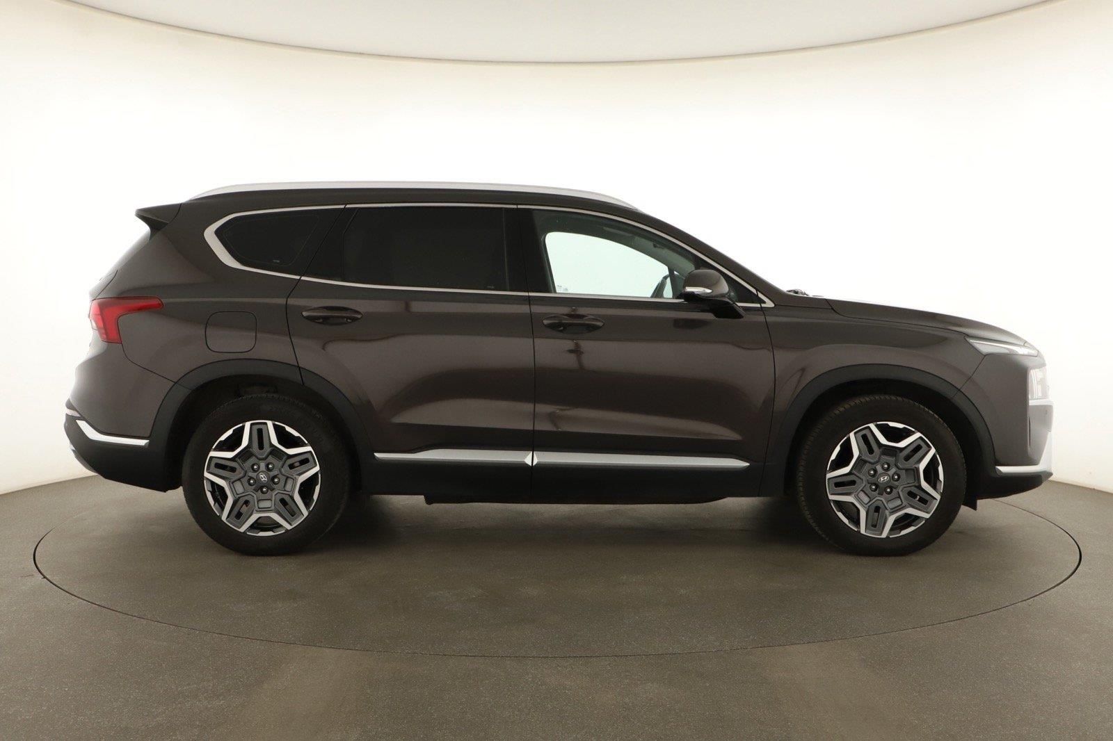 Hyundai Santa Fe, Plug-in Hybrid, ČR - fotka 6