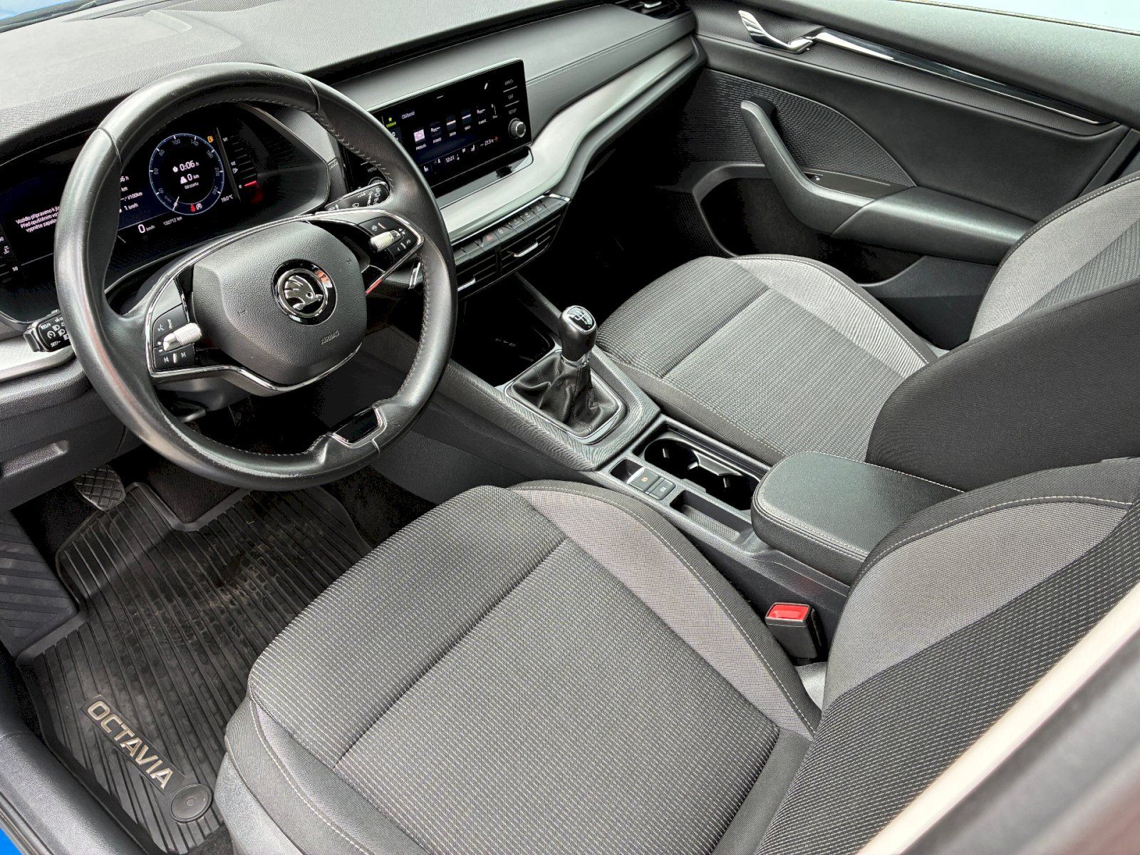 Škoda Octavia, Combi 2,0 TDI / 85 kW Ambition - fotka 5