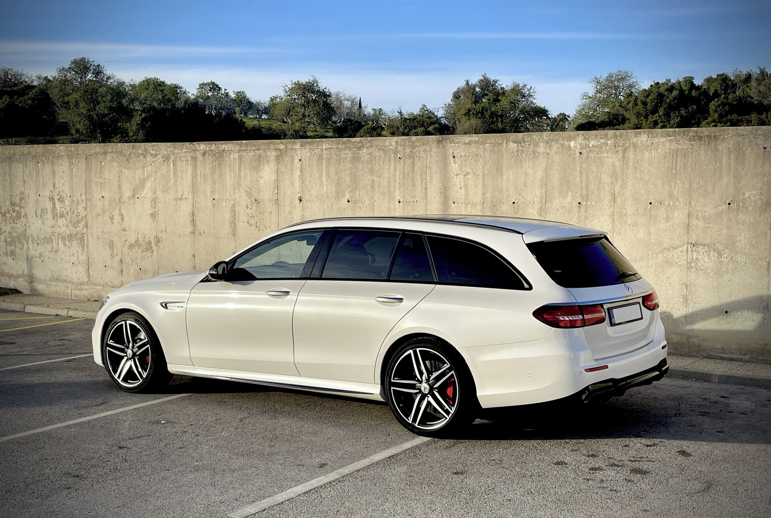 Mercedes-Benz Třídy E, E 63 S 4MATIC+ - fotka 2