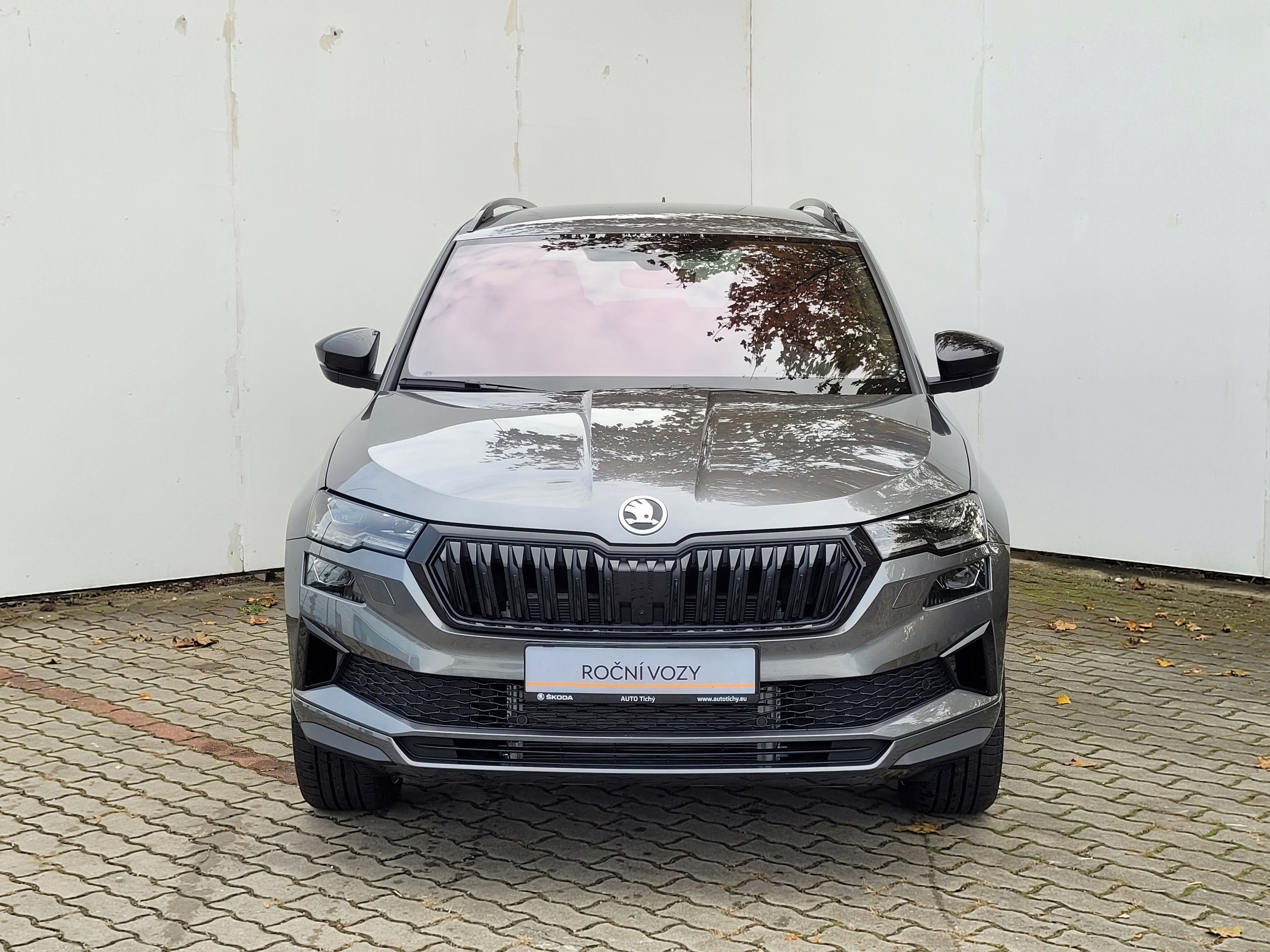 Škoda Karoq, 1.5TSI 110kW DSG Sportline - fotka 2