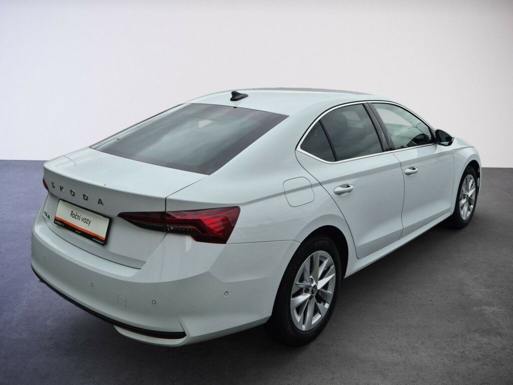 Škoda Octavia, Top Selection 1.5 TSi 110 kW - fotka 3