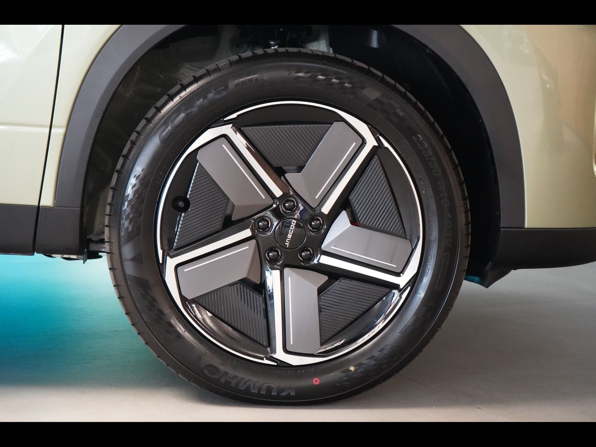 Jaecoo 7, 1.6 T-GDI AWD DCT EXCLUSIVE - fotka 6