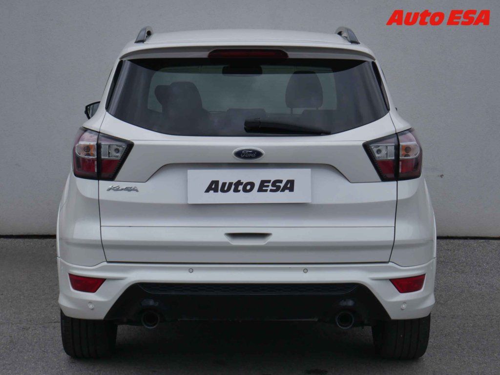 Ford Kuga, 2.0 TDCi 4x4,ČR,ST-Line - fotka 5