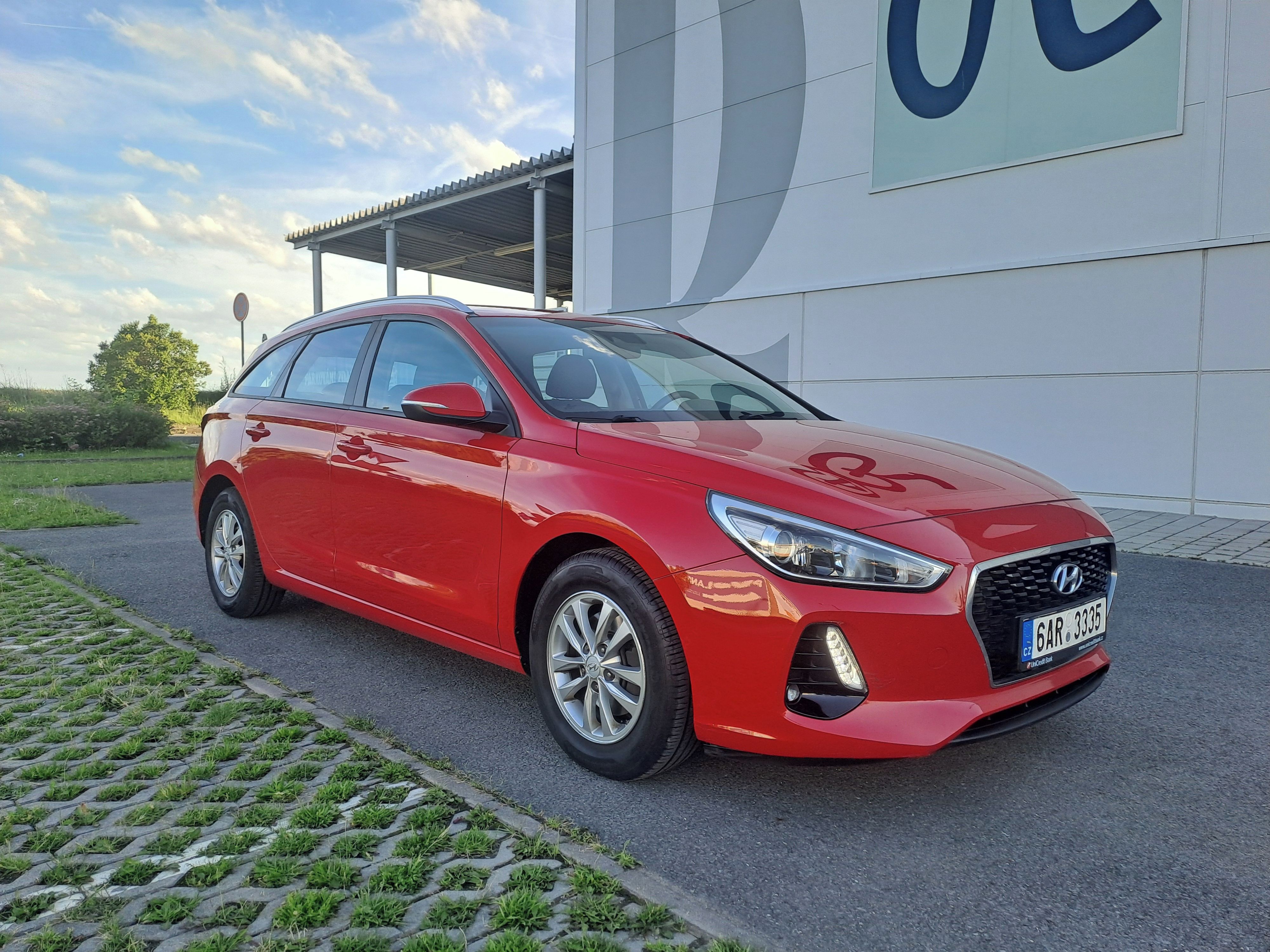 Hyundai i30, 1.0T-GDI 88KW 2MAJ EXTRA PĚKNÉ