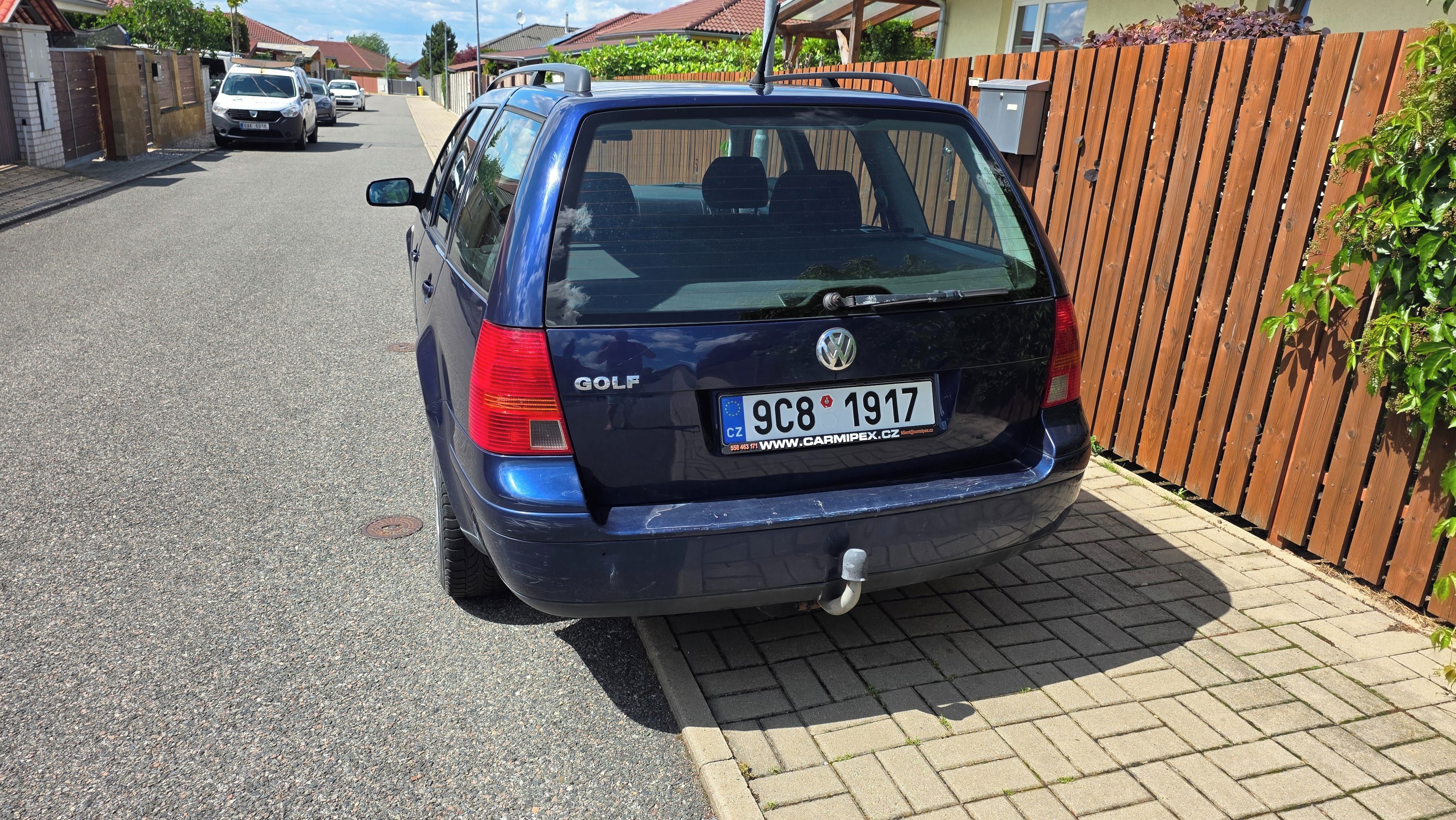Volkswagen Golf Variant, 1.6 MPI 77kW - fotka 4