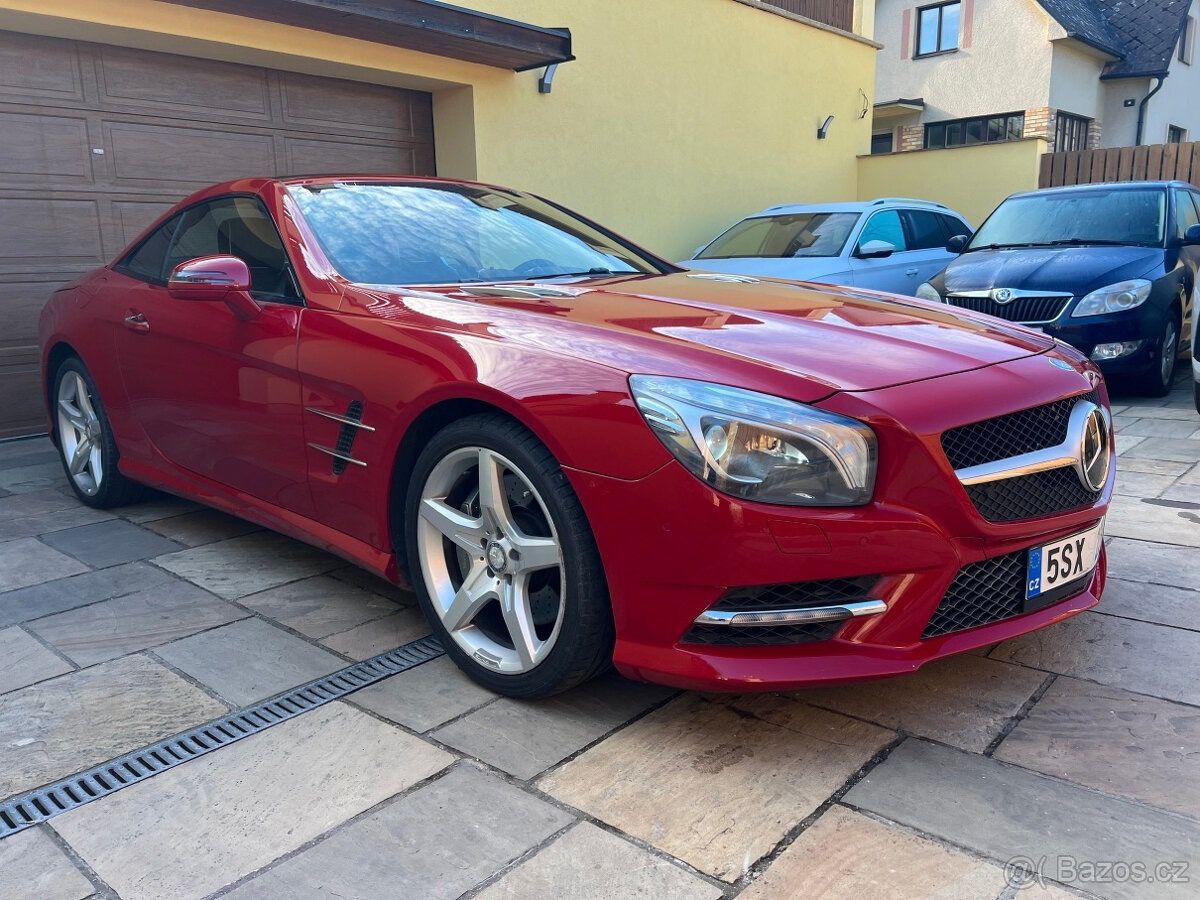 Mercedes-Benz SL, W231 SL350 V6 AMG, Magic Sky - fotka 6