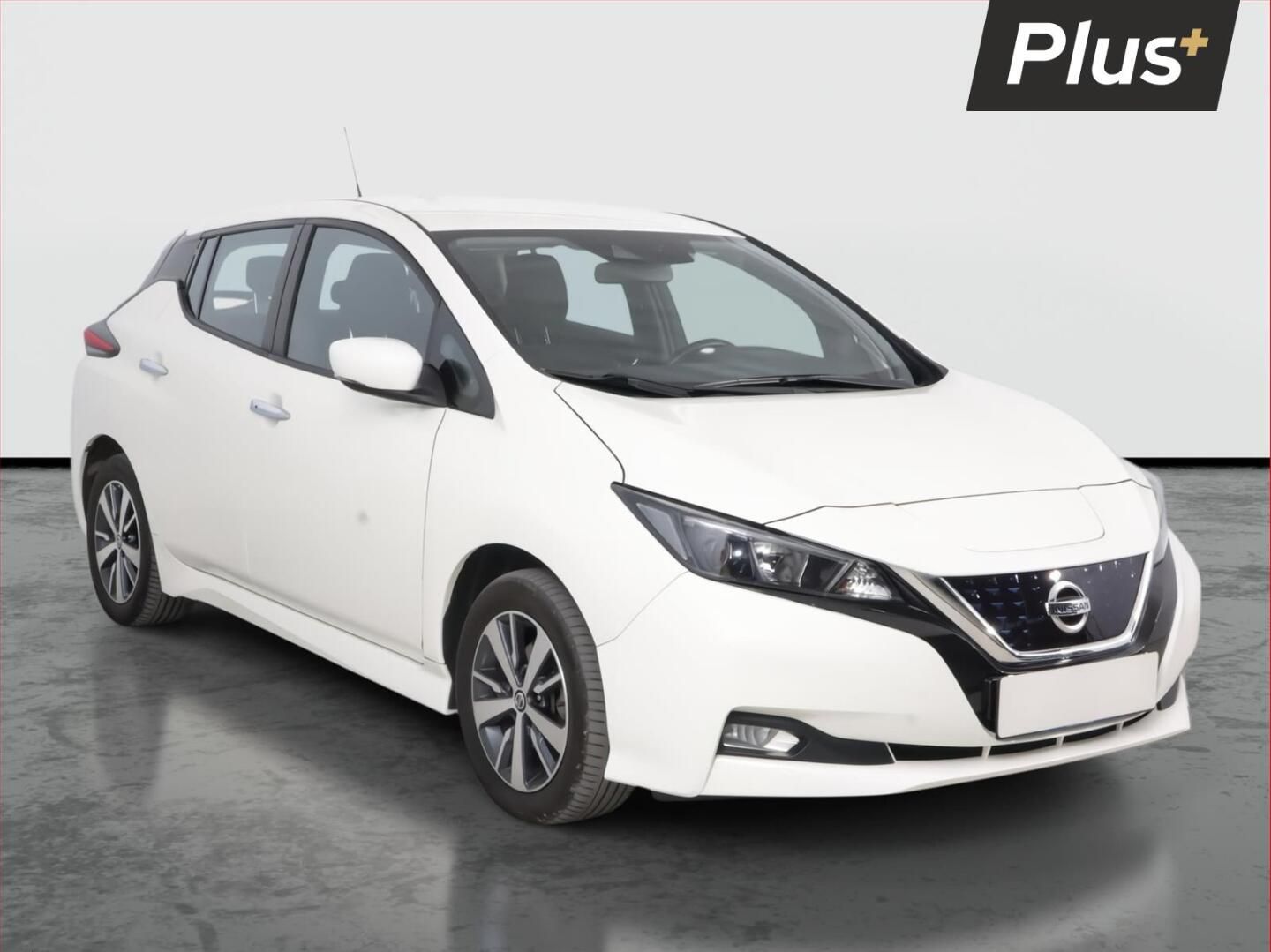 Nissan LEAF, 40 kWh, SoH 93%, Automat