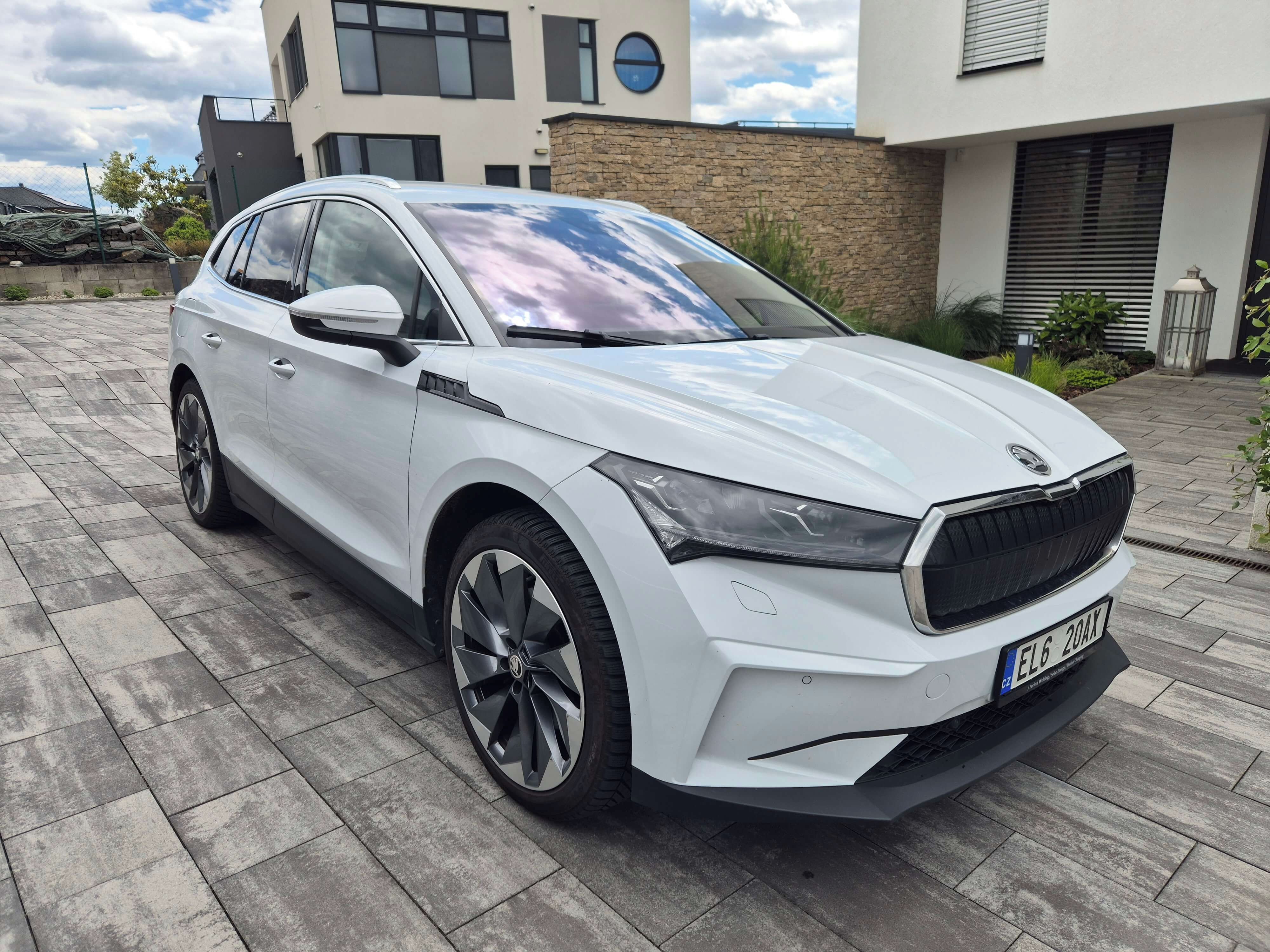 Škoda Enyaq, 150kw, ČR, Tažné - fotka 3