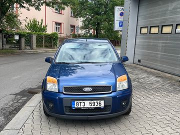 1.6 BENZÍN