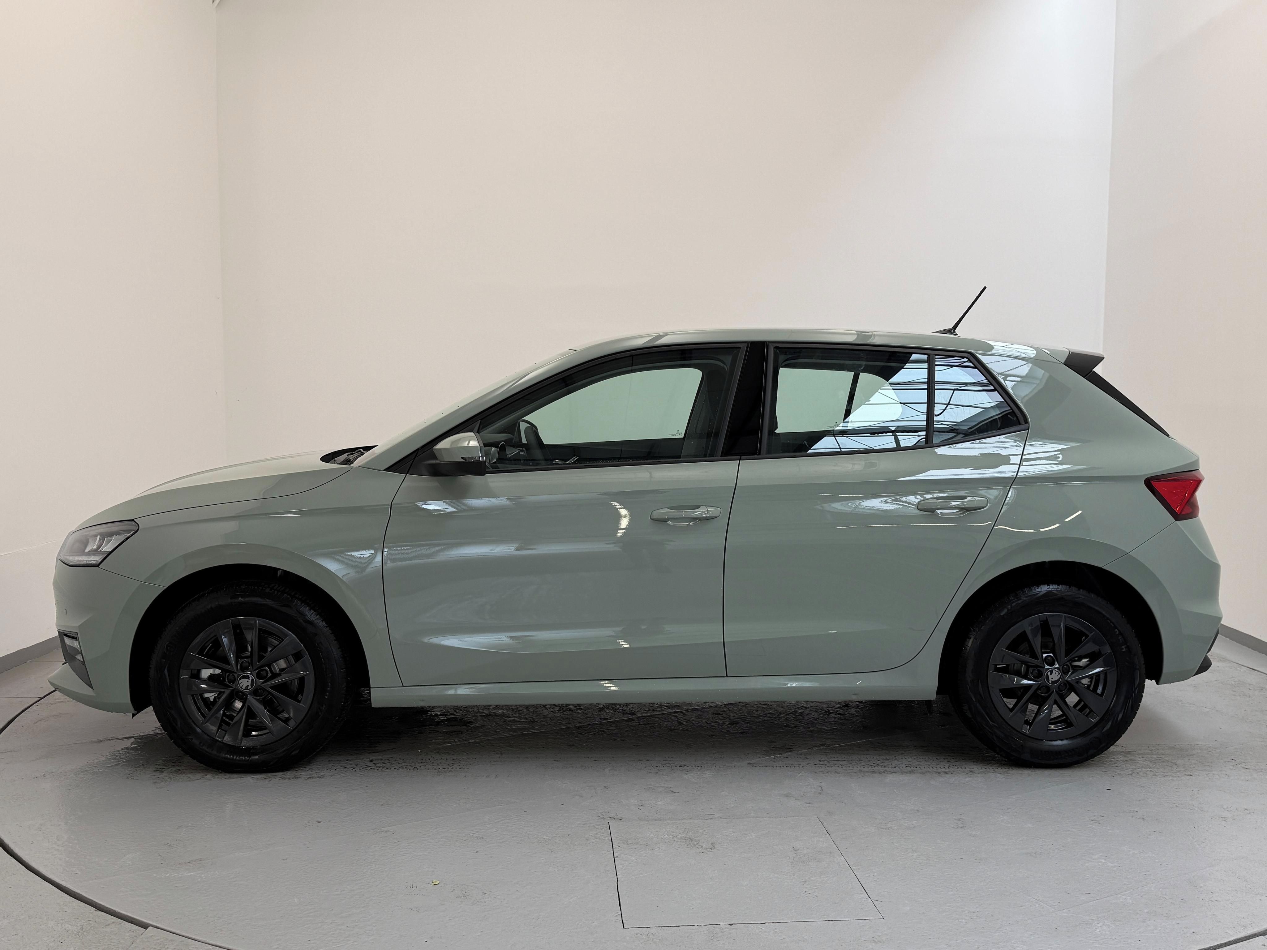 Škoda Fabia, Classic 1,0TSI 85kW 7DSG - fotka 2