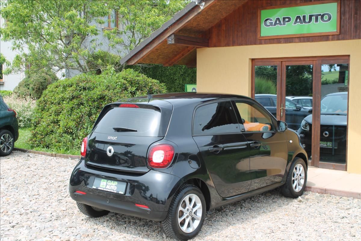 Smart Forfour, 1.0 52kW PASSION - fotka 6