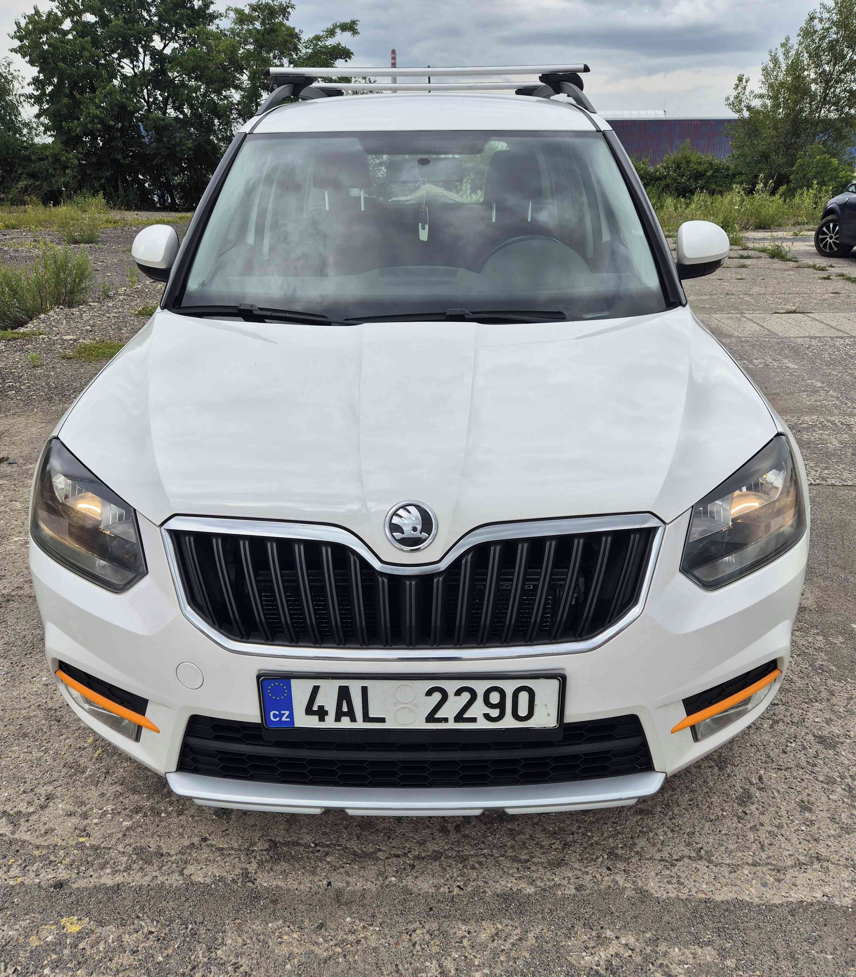 Škoda Yeti, 2.0 TDI, 4x4, Facelift - fotka 3