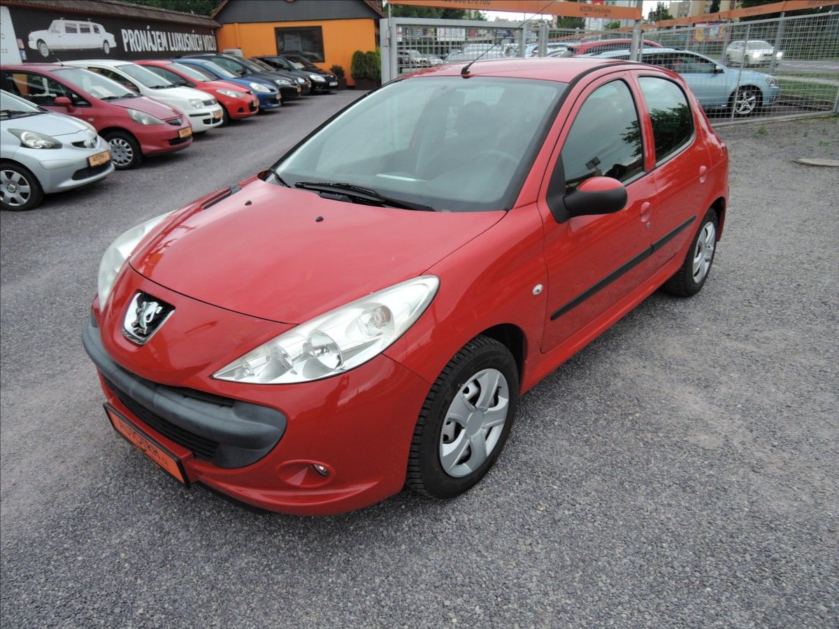 Peugeot 206, 1,4 i 1.maj. 88tkm  + - fotka 3