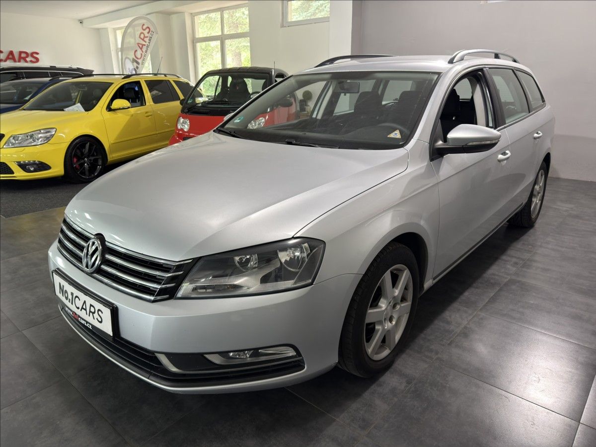 Volkswagen Passat, 1,6   TDI 77KW VÝHŘEV TAŽNÉ - fotka 3