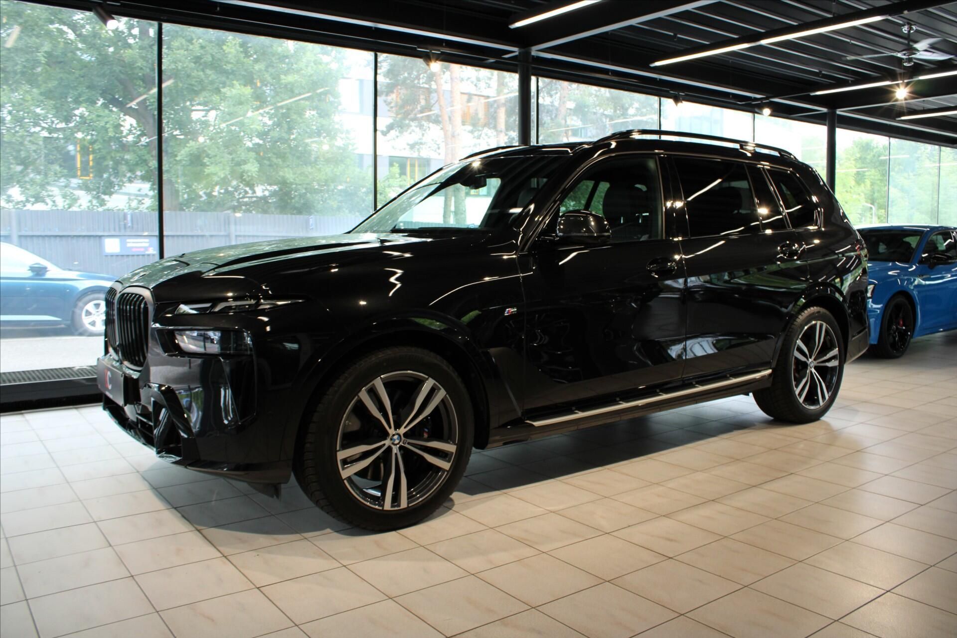 BMW X7, xDrive40d M Sport Pro ExeDrPro - fotka 3