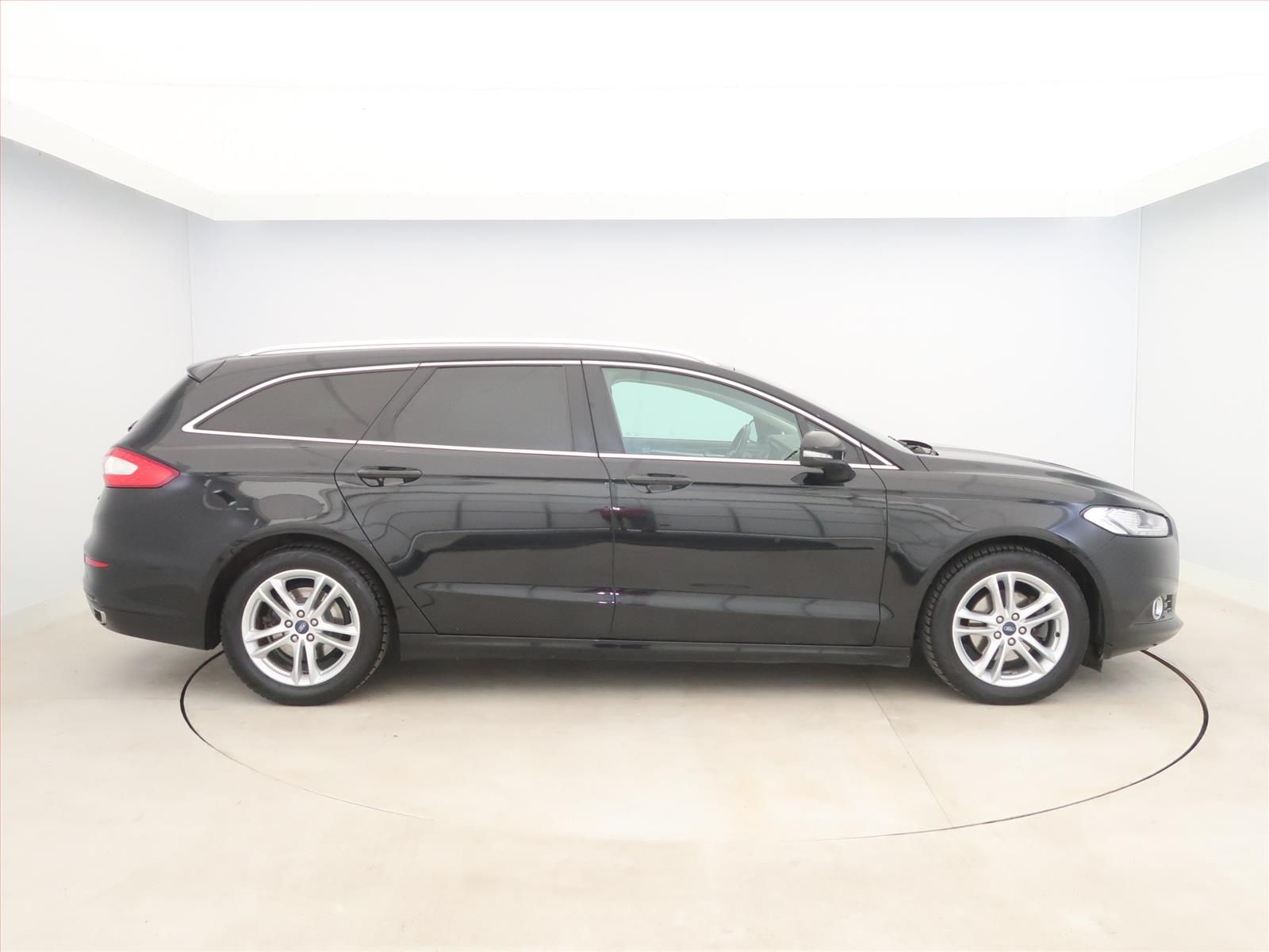 Ford Mondeo, 2.0 TDCI, Titanium, 4X4 - fotka 6