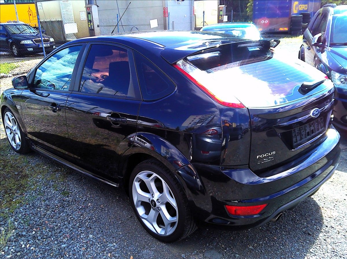 Ford Focus, 2,5   ST 166kW SERVISNÍ KNÍŽKA - fotka 5