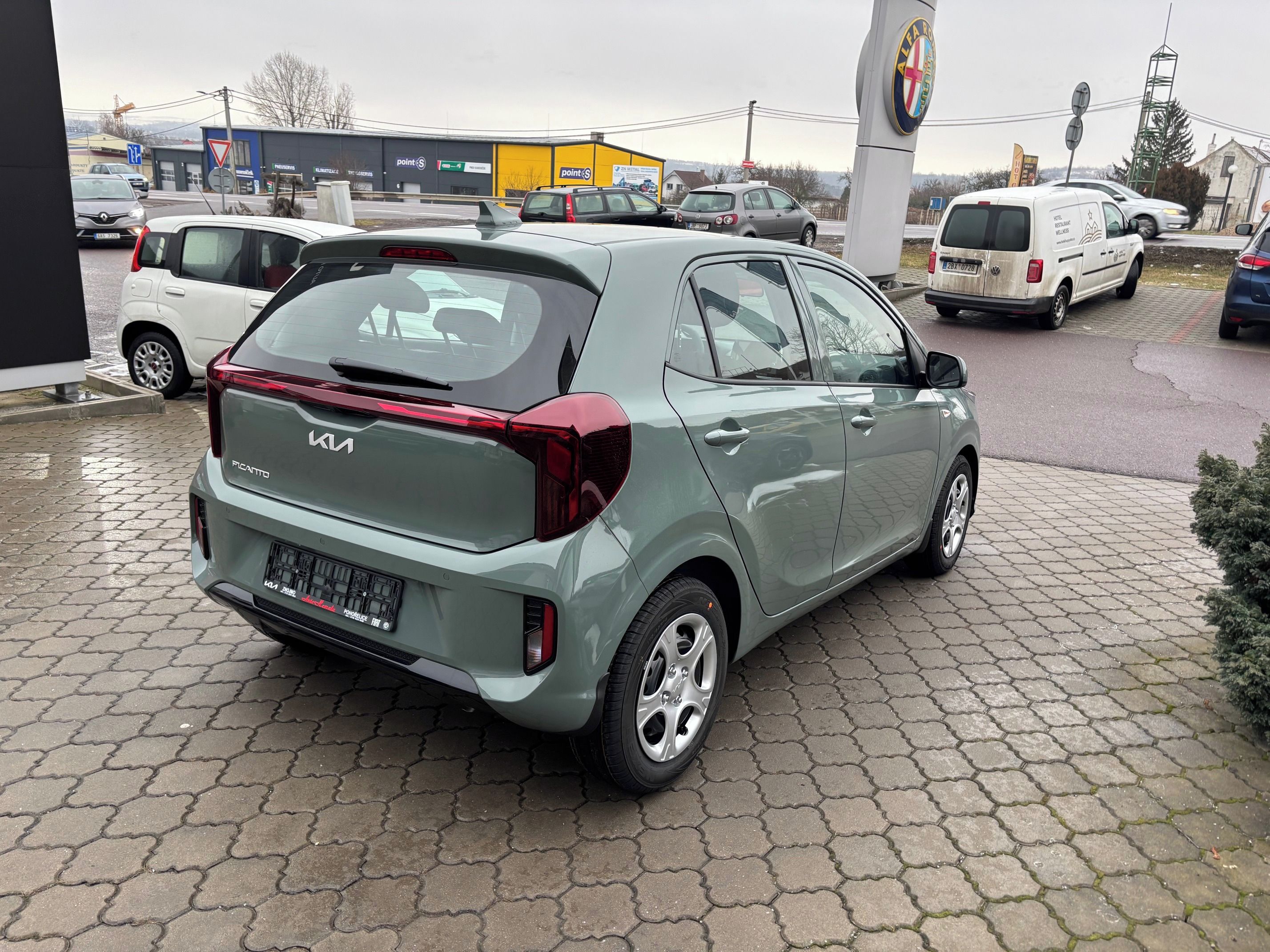 Kia Picanto, 1,0 COMFORT + WINTER - fotka 6