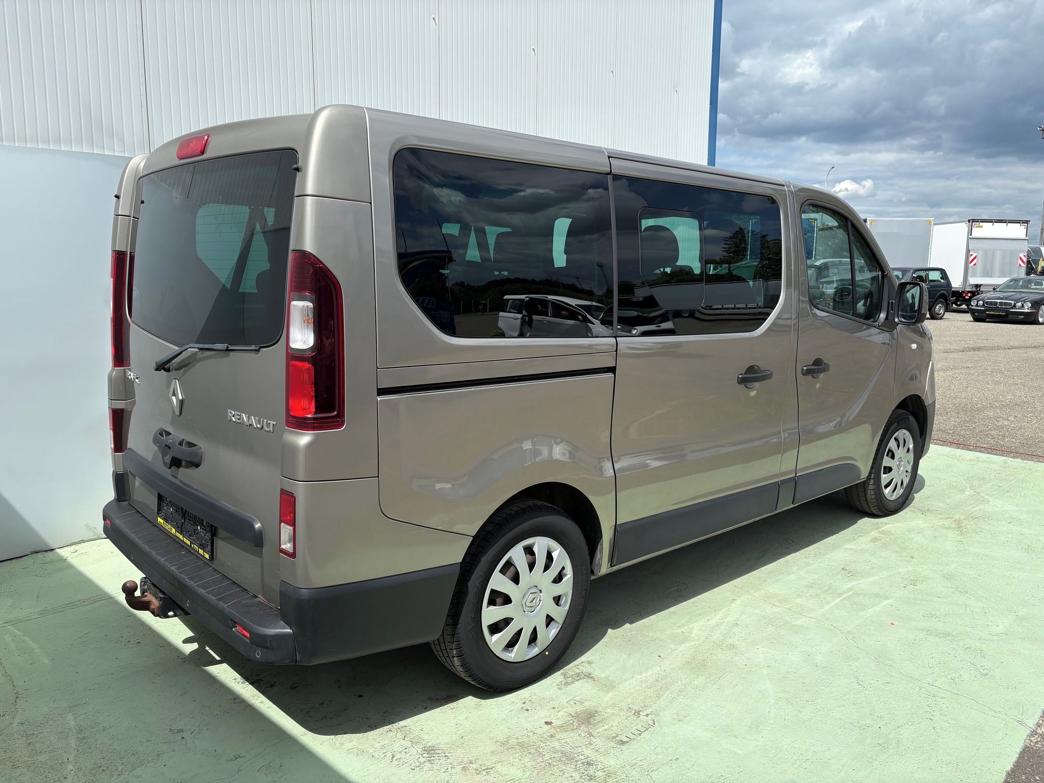 Renault Trafic, 1.6dCi, 107kW, 9 míst, Tažné - fotka 2