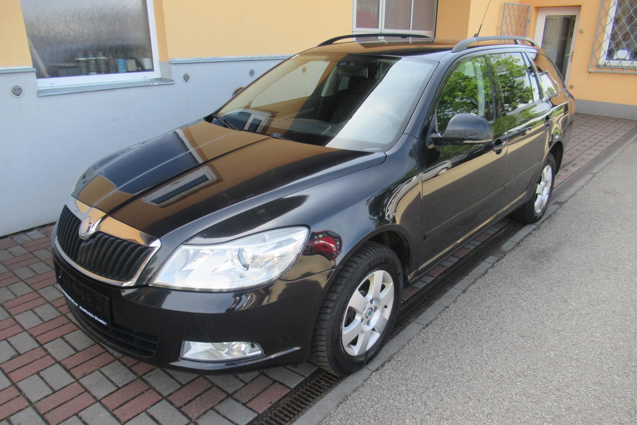 Škoda Octavia, 1.9 TDi 4x4  AUT. KLIMA TAŽNÉ - fotka 5